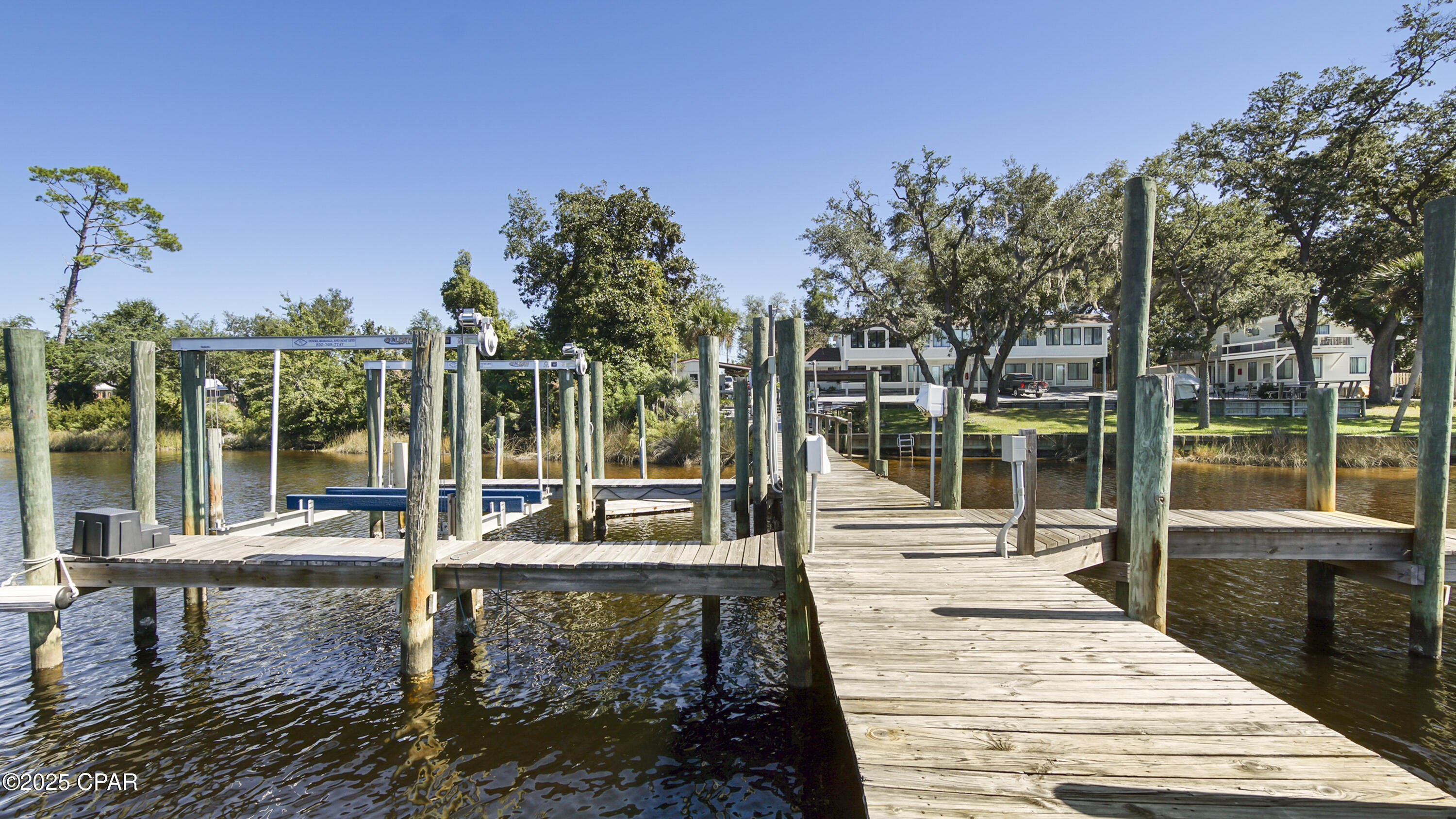 Mariners Cove - Residential