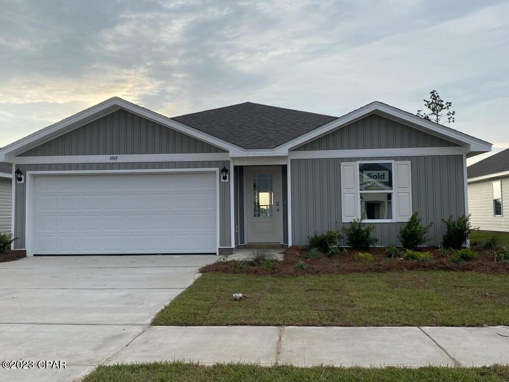 Liberty neighborhood is conveniently located in beautiful Panama City off Star Avenue near 231. Located just 25 minutes from Tyndall Airforce Base, 20 minutes to hospitals, and less than 15 minutes to shopping, restaurants, and grocery stores you will be amazed at the convenience once you enter the winding entrance to this beautiful sanctuary. Liberty, D.R. Horton's premier new lifestyle community, offers a 7,500 square foot community center with full gym, wellness rooms and much more. Additionally, behind the community center is a water wonderland with resort style pool, splash pads, and an outdoor grilling kitchen with seating.
