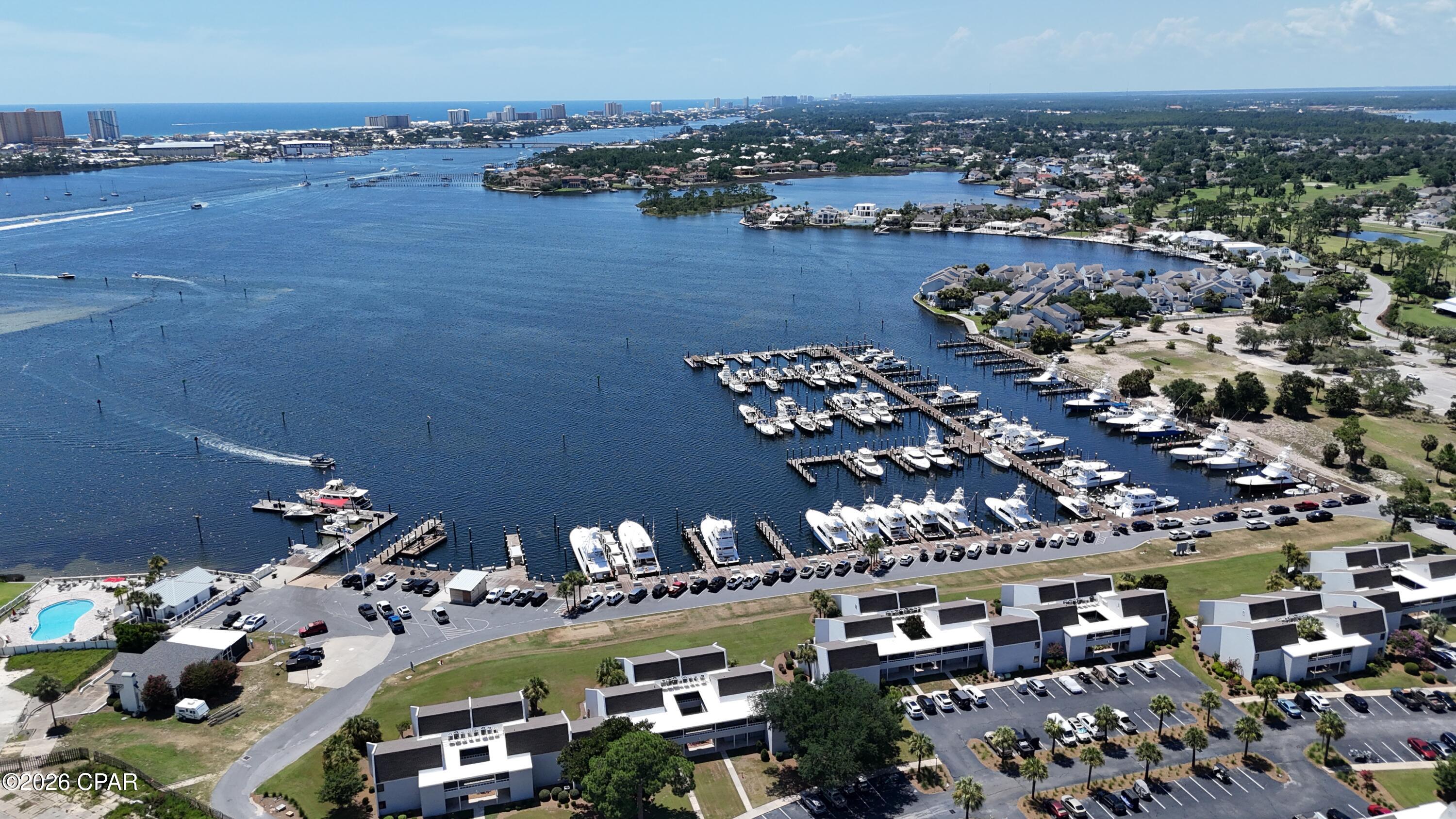Legend Lakes - Residential