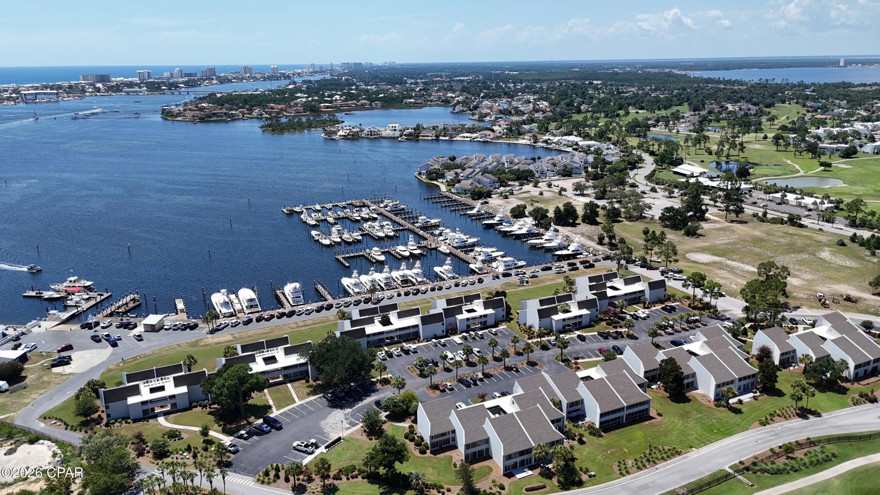 Legend Lakes - Residential