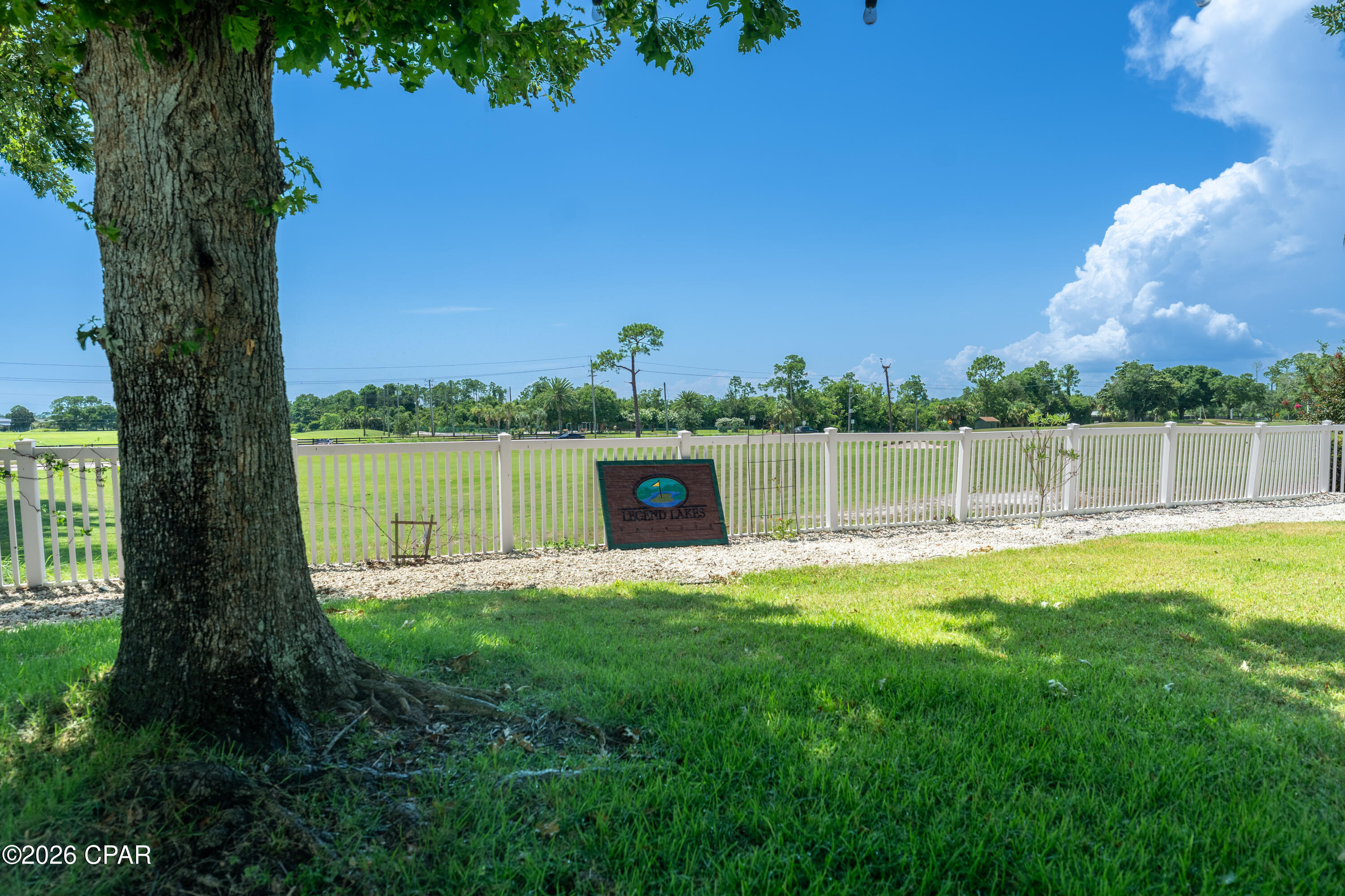 Legend Lakes - Residential