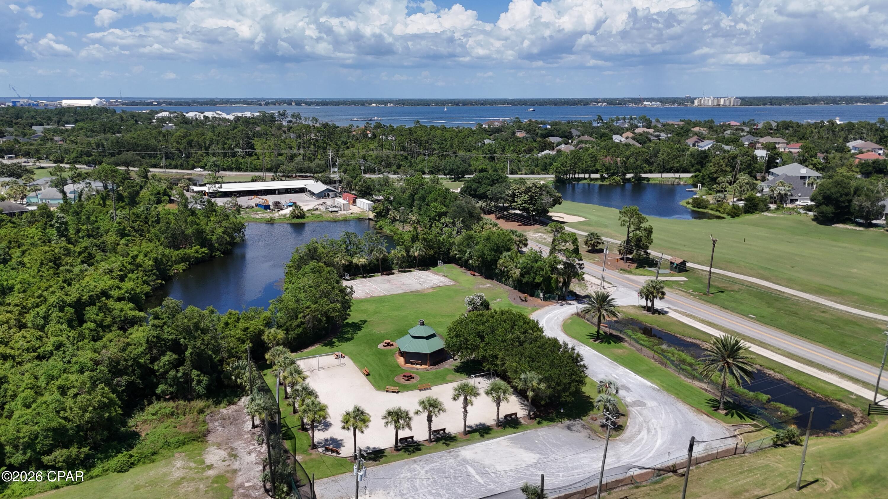 Legend Lakes - Residential