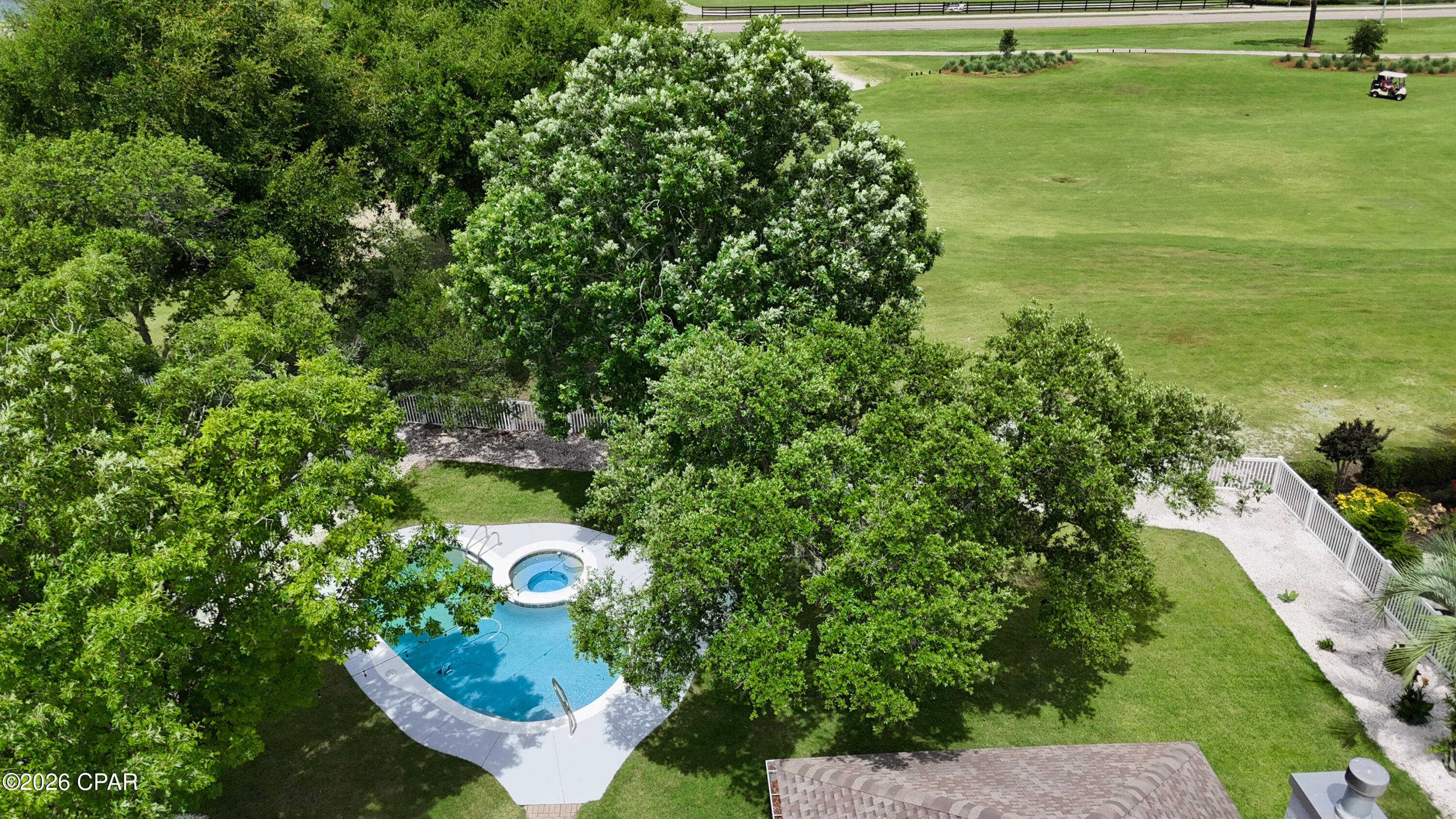 Legend Lakes - Residential
