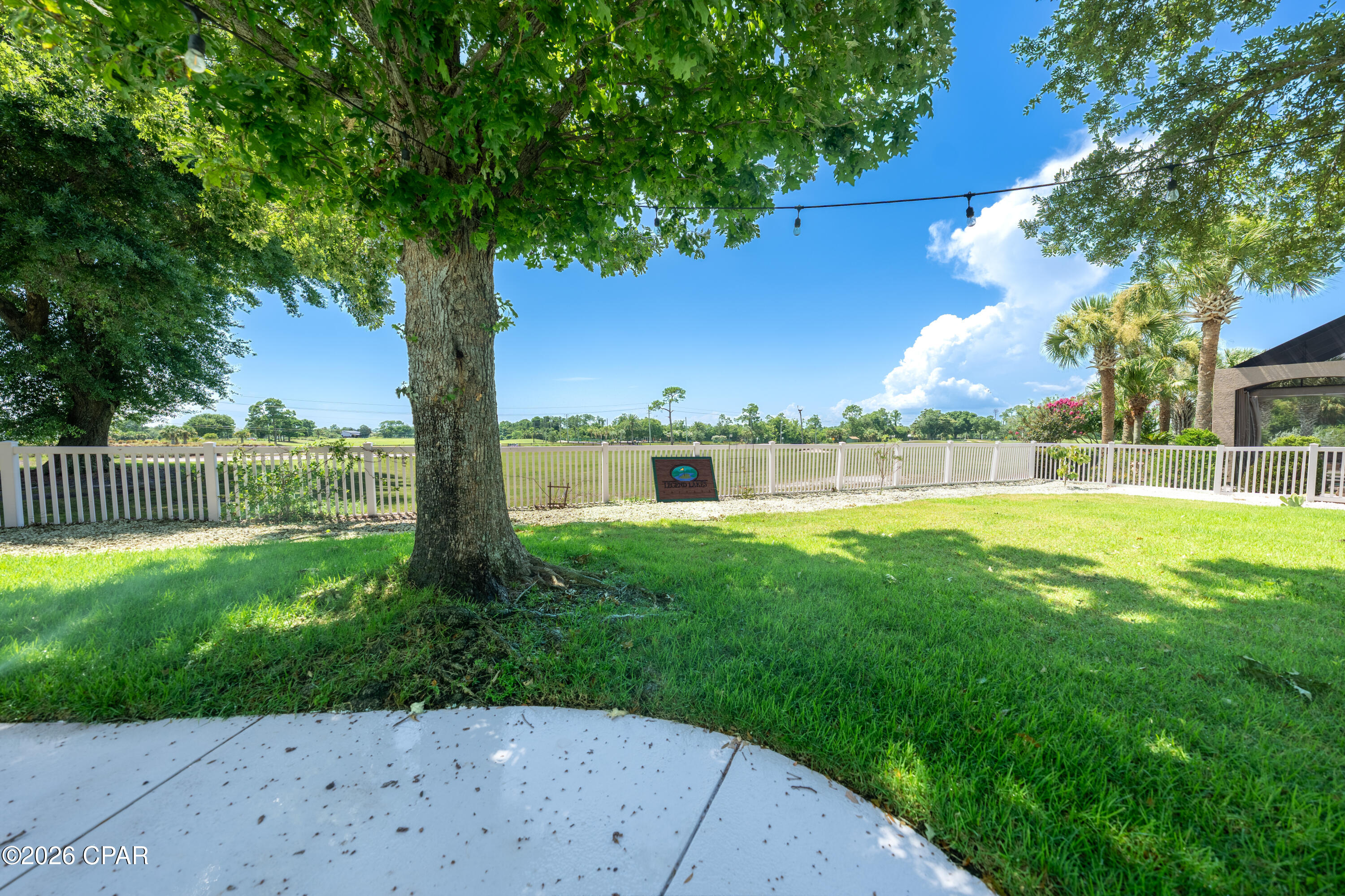 Legend Lakes - Residential