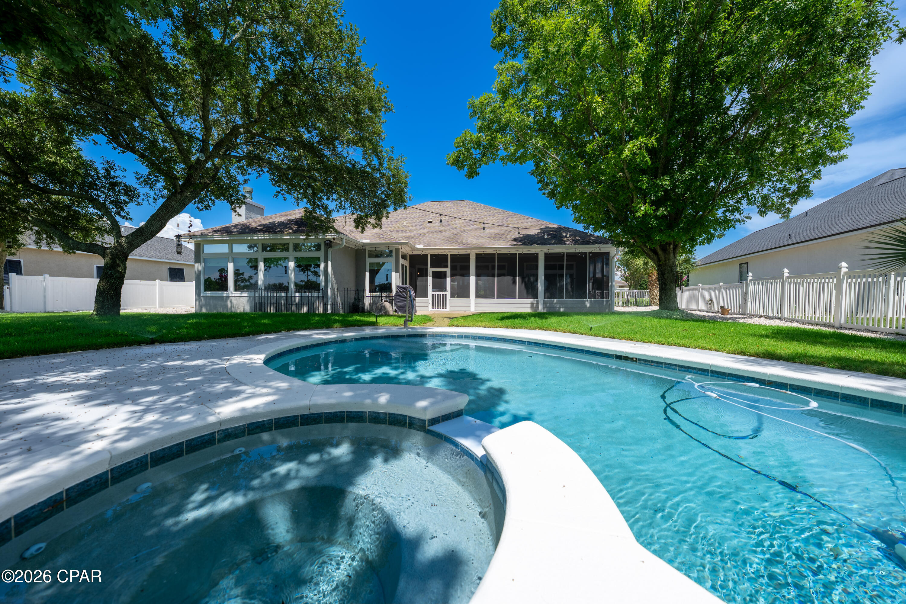 Legend Lakes - Residential