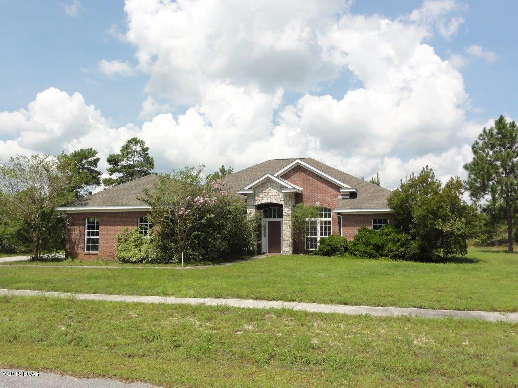 Beautiful ranch style home located in Windswept Estates! Formal living room! Separate dining room! Fireside family room! Kitchen features white cabinets and appliances, and also a breakfast bar and separate breakfast area! Master bedroom boasts a private bathroom with garden tub and double vanity! Spacious secondary bedrooms share two full bathrooms! Screened in porch leads to a patio and overlooks large, level backyard! A must see! Please show and submit your offer today!