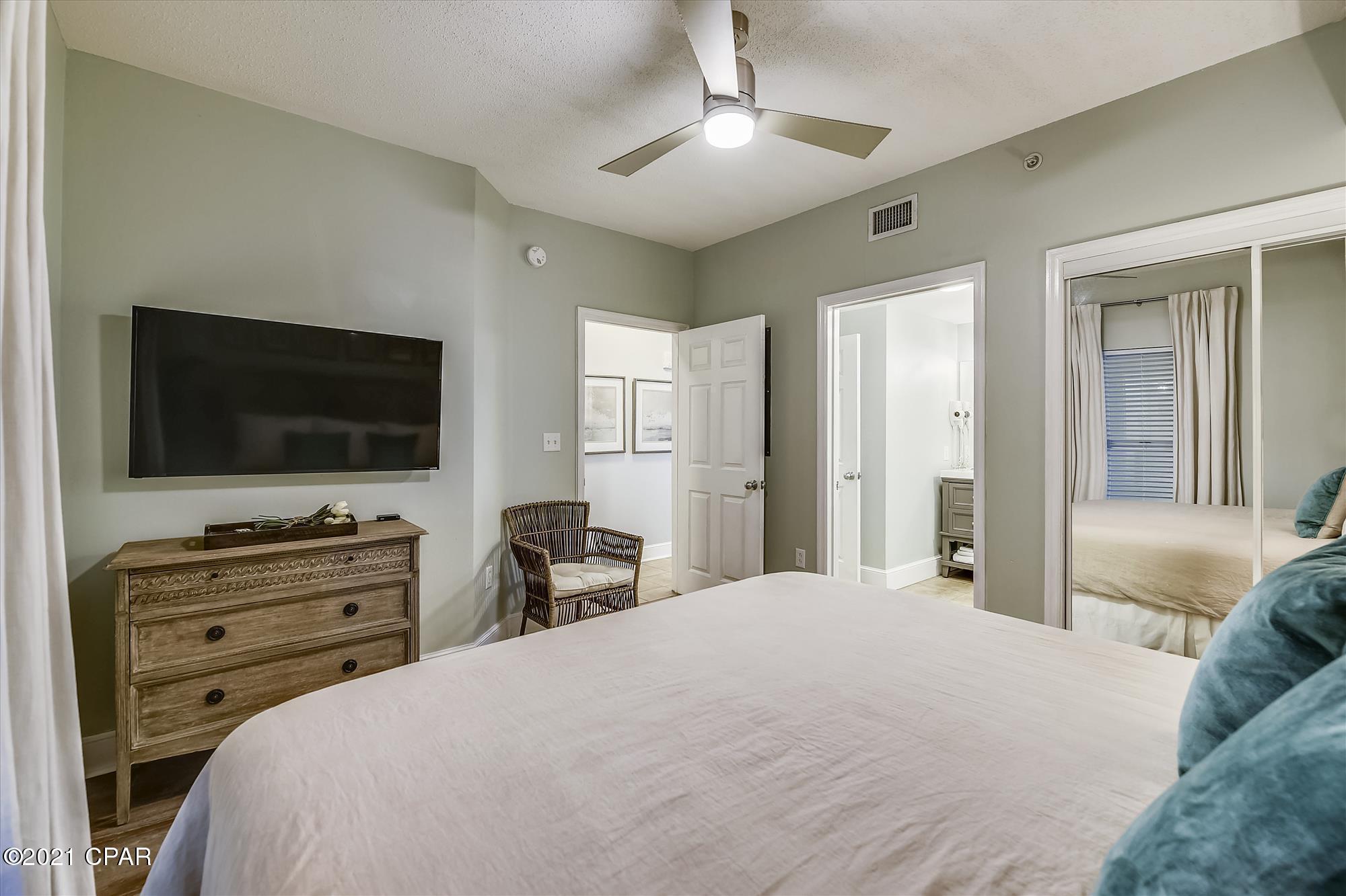 Majestic Beach Tower I - Residential