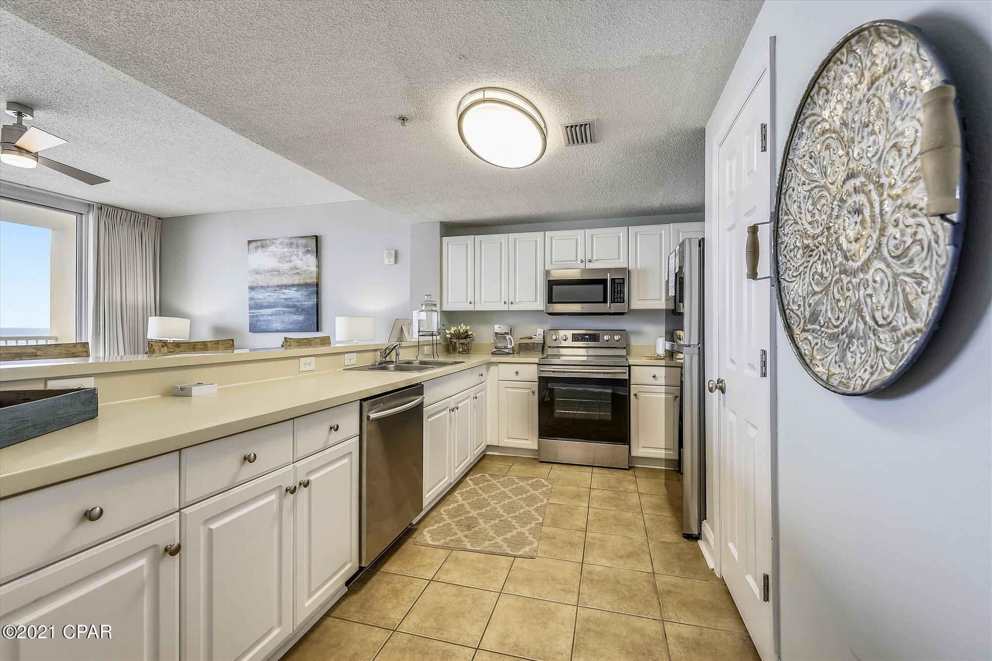 Majestic Beach Tower I - Residential