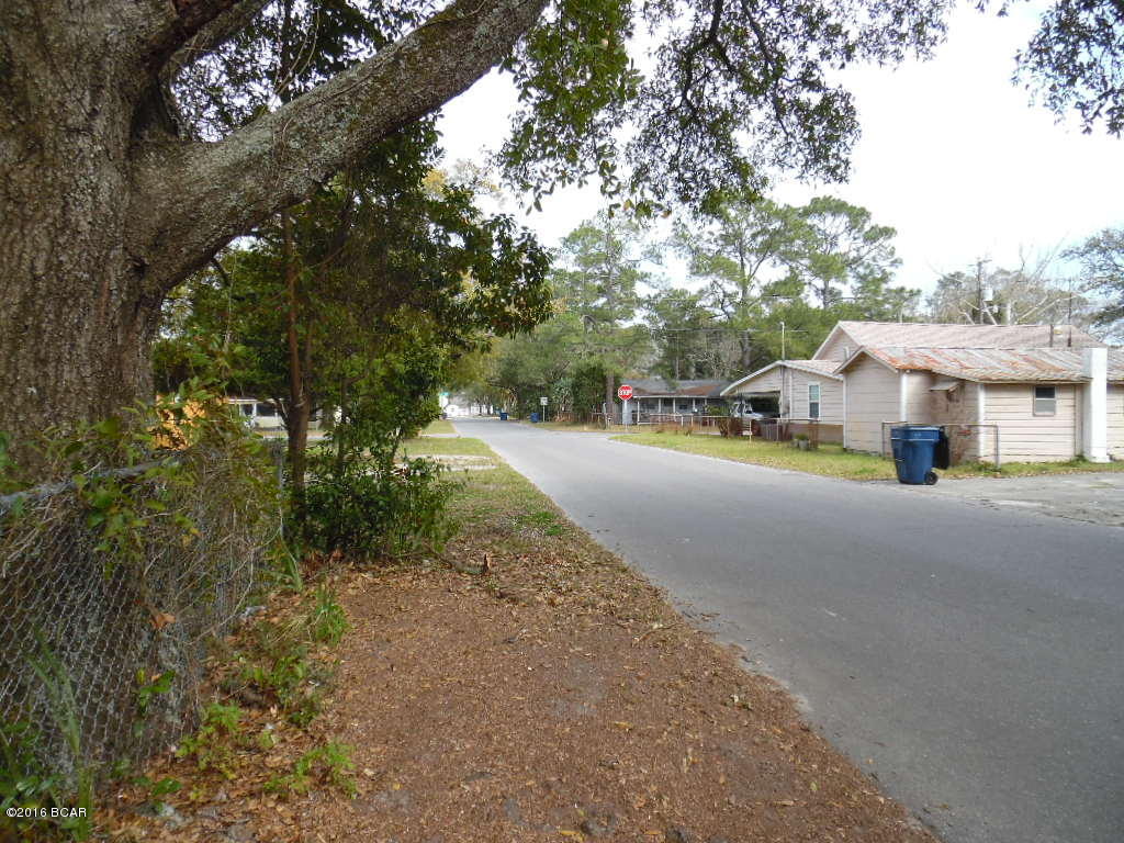 This 2 bed 1 bath is a solid Block home in the heart of Millville, close to shopping and restaurants.  With some TLC this could be a great starter home or investment rental. This property has been placed in an upcoming auction. Auction period is 3/12/2016 to 3/15/2016. Please call office for auction details.