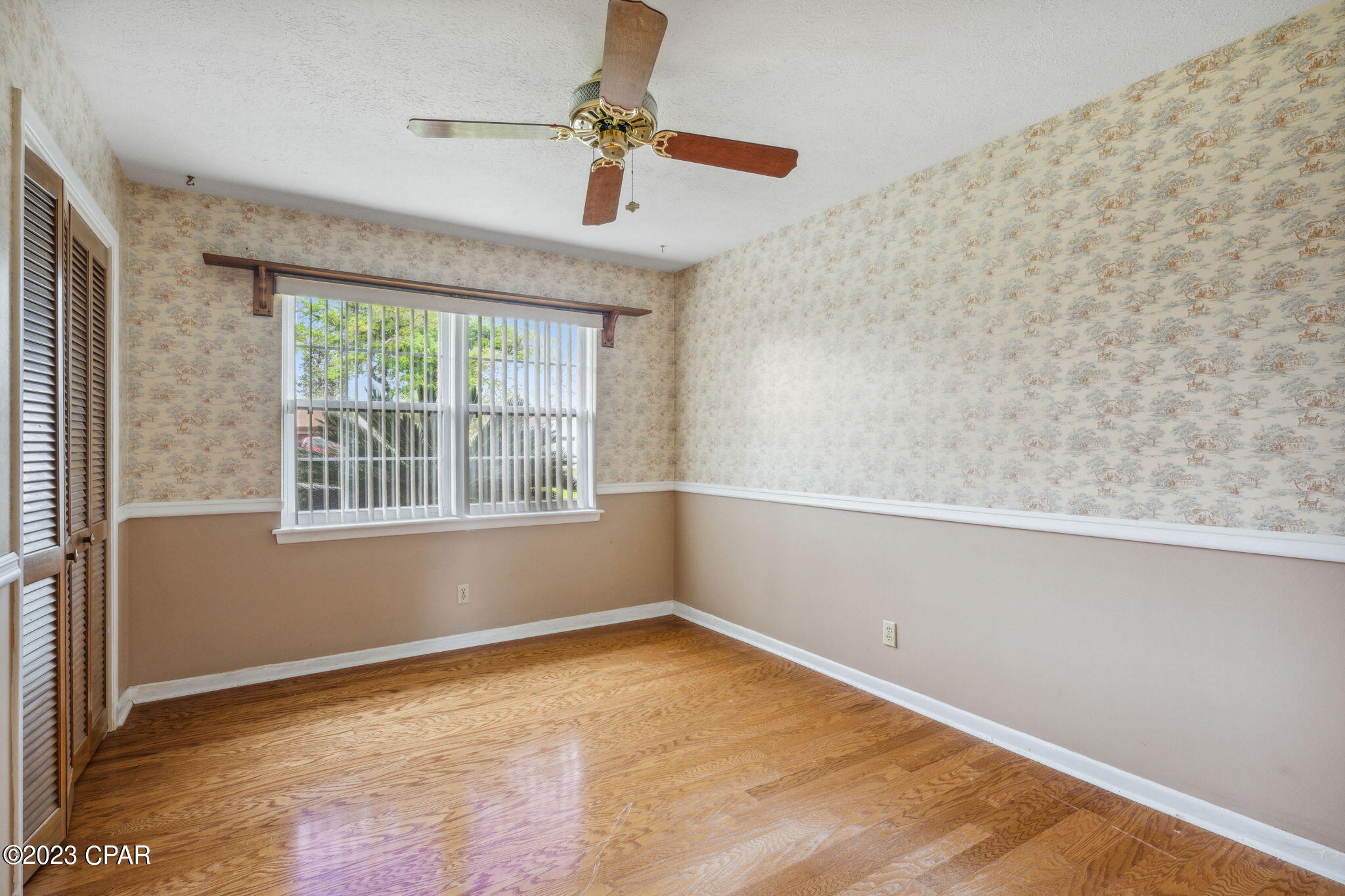 Imperial Oaks - Residential