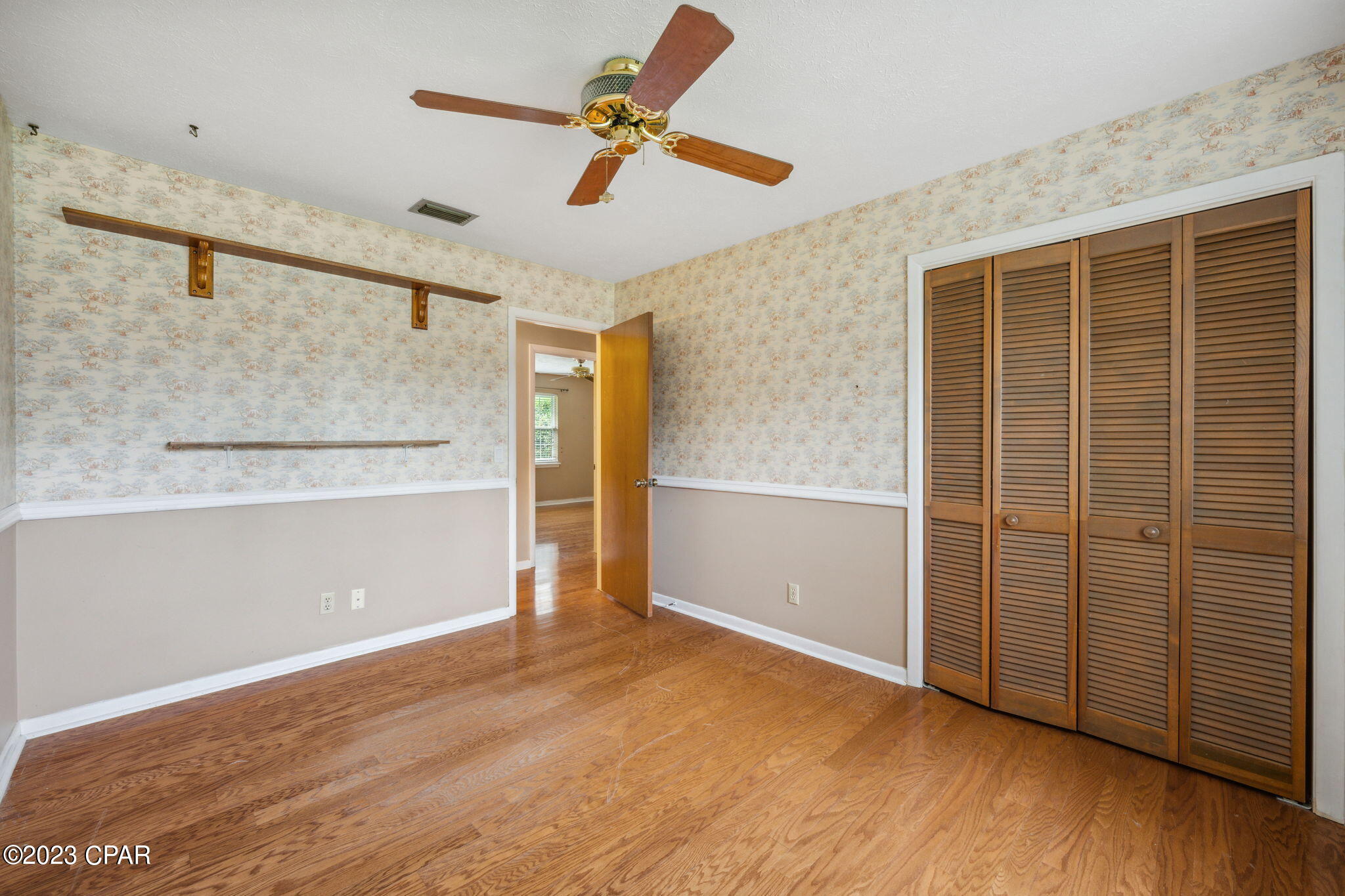 Imperial Oaks - Residential