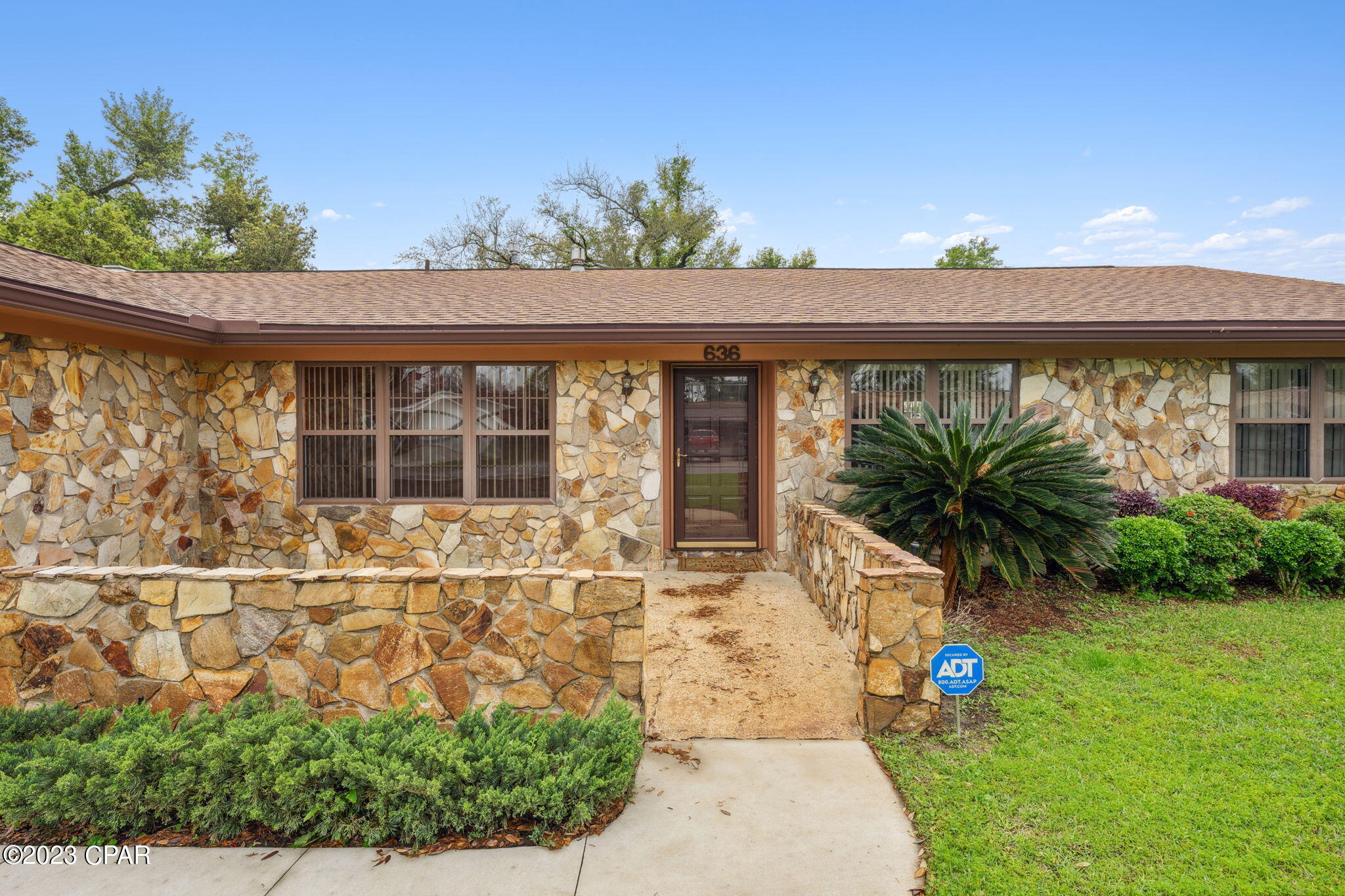Imperial Oaks - Residential