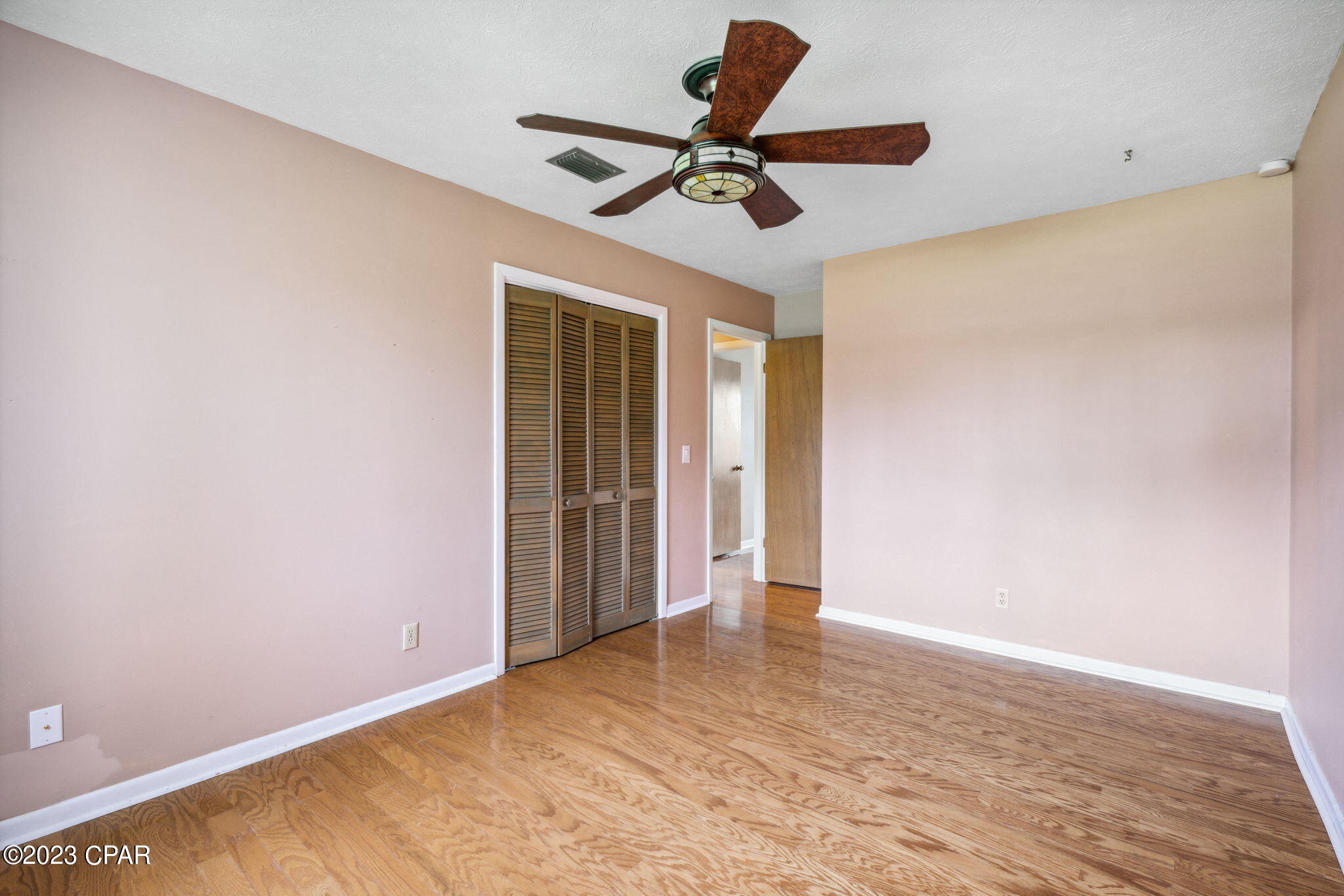 Imperial Oaks - Residential