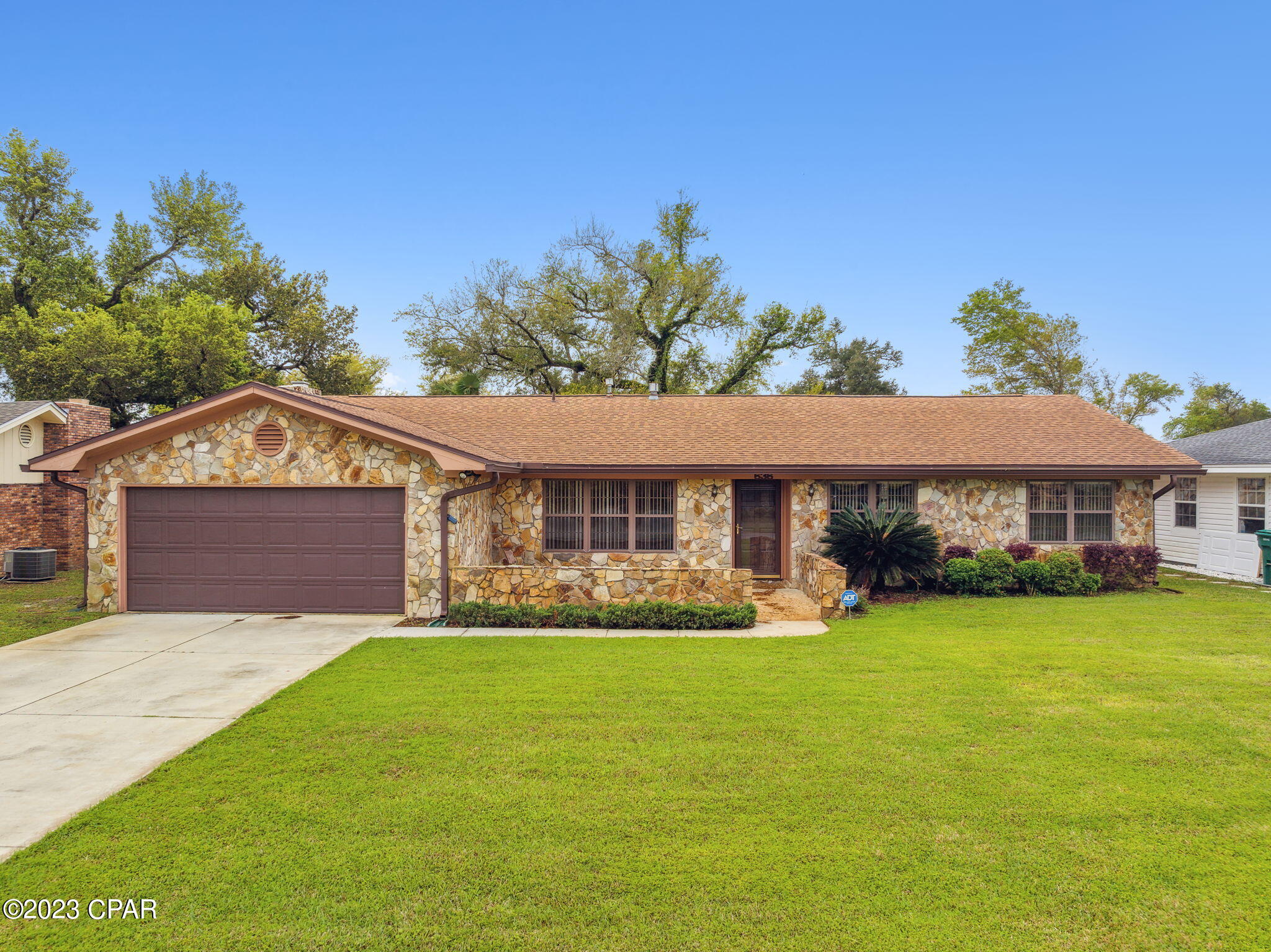 Imperial Oaks - Residential