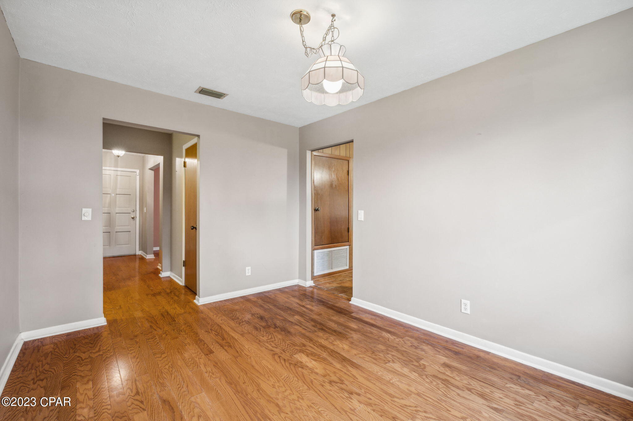Imperial Oaks - Residential