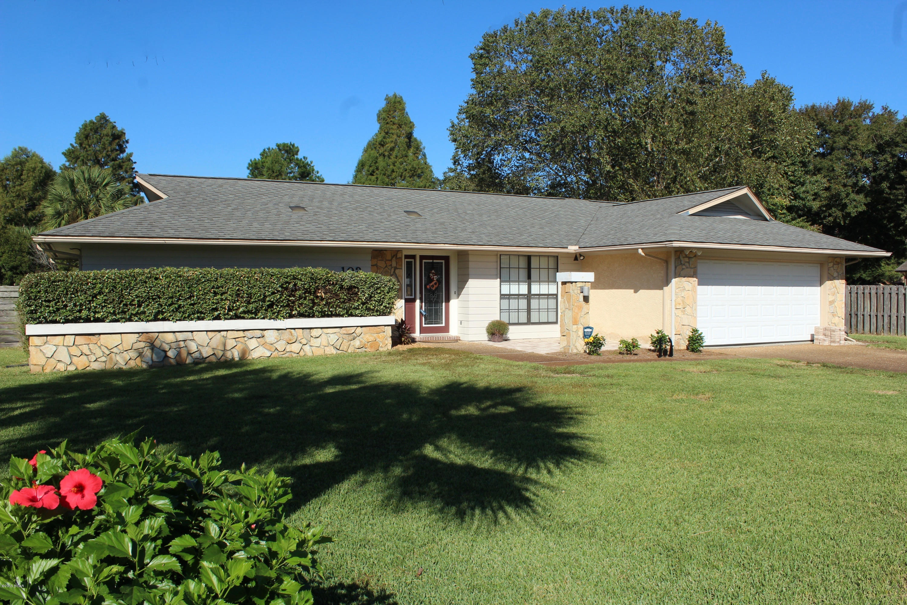 Centrally located home in the heart of desirable Candlewick Estates. Open floor plan that features Split bedrooms, large living room with vaulted ceiling and wood burning fireplace. Spacious kitchen with new cabinets, under cabinet lighting, Island and plenty of counter space. All bedrooms are spacious and 3 of the rooms have new stain master carpet. Master bedroom offers large walk in closet and master bath has garden tub. Home sits on almost 1/2 acre. Beautifully landscaped yard with in ground saltwater pool. New pool system-salt cell, pump and sand filter. New Security system installed.