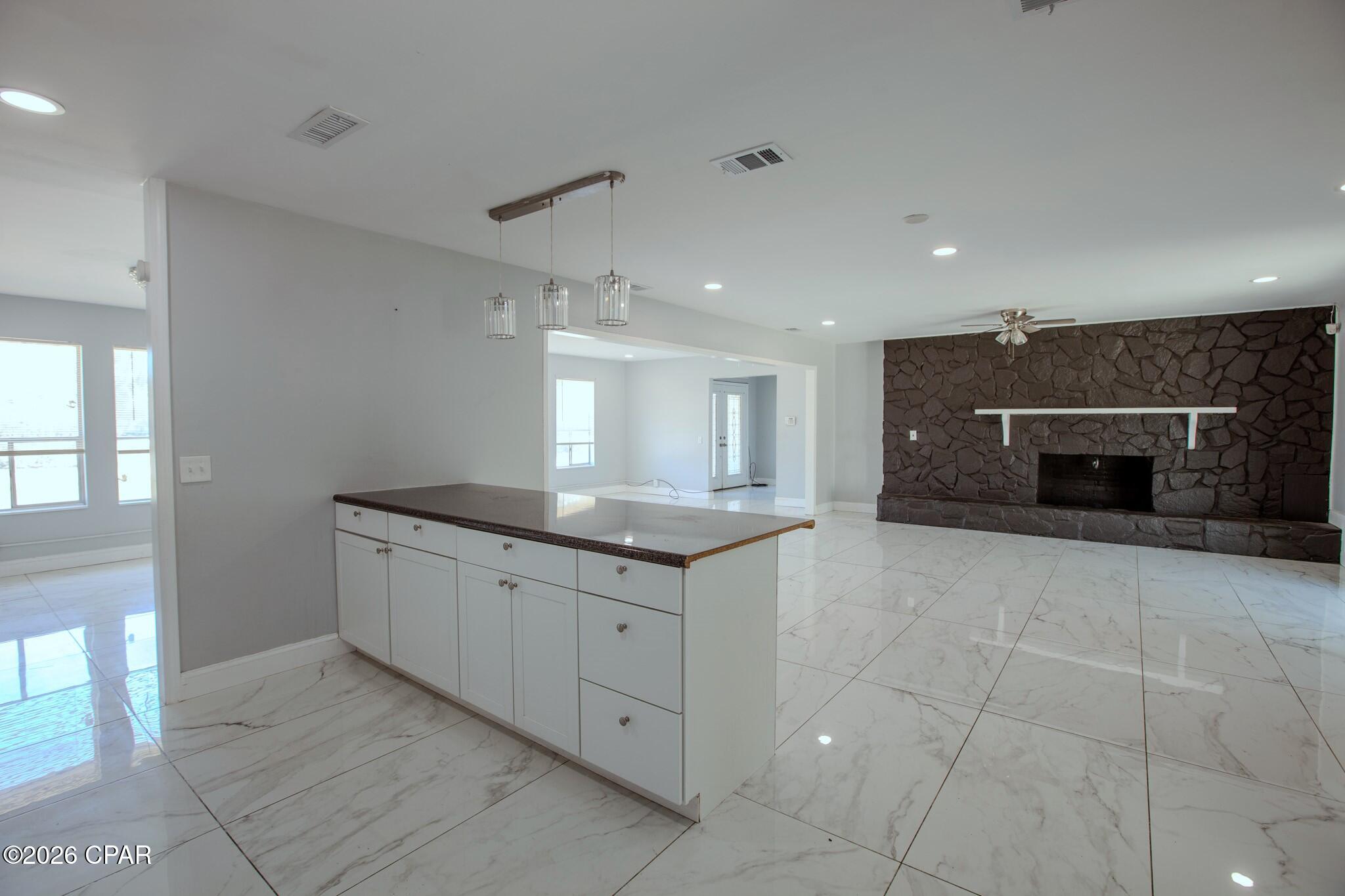 Baywood Shores Est Unit 2 - Residential Lease