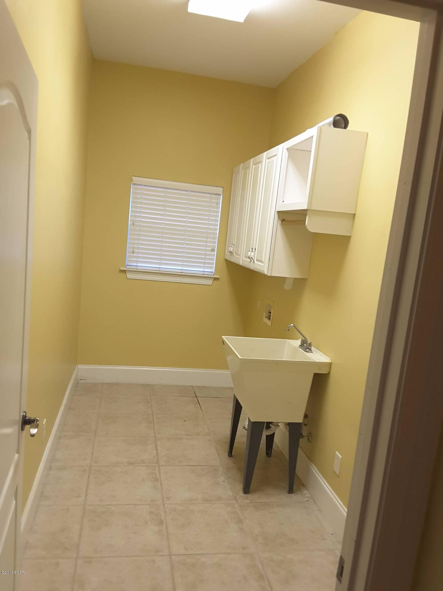 Forest Glenn - Residential Lease
