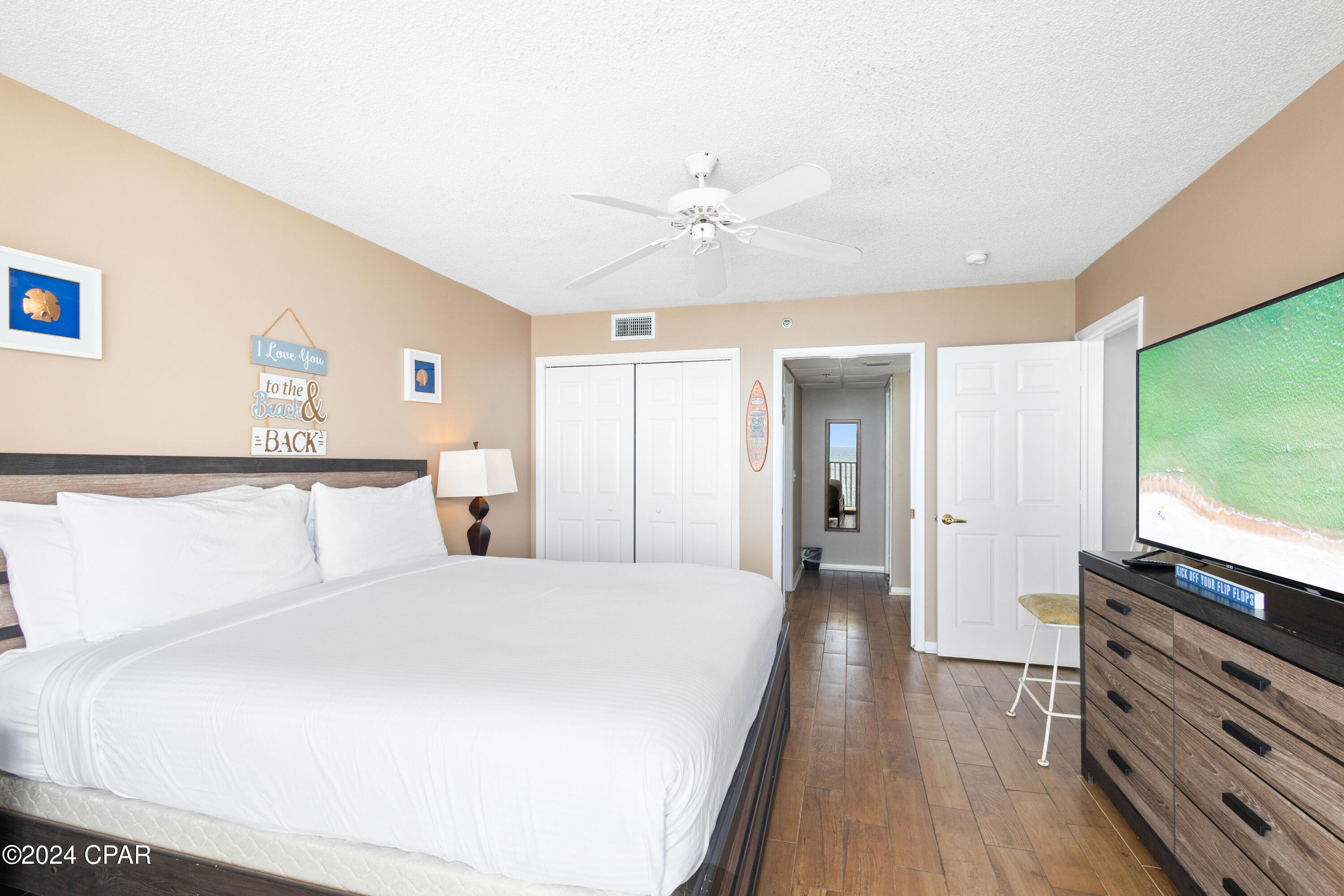 Long Beach Towers III - Residential