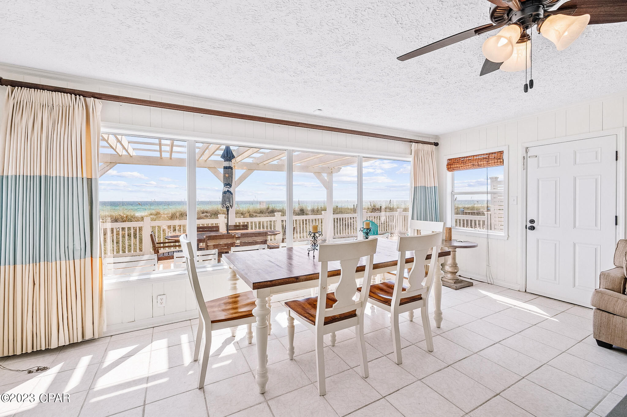 Lullwater Beach - Residential