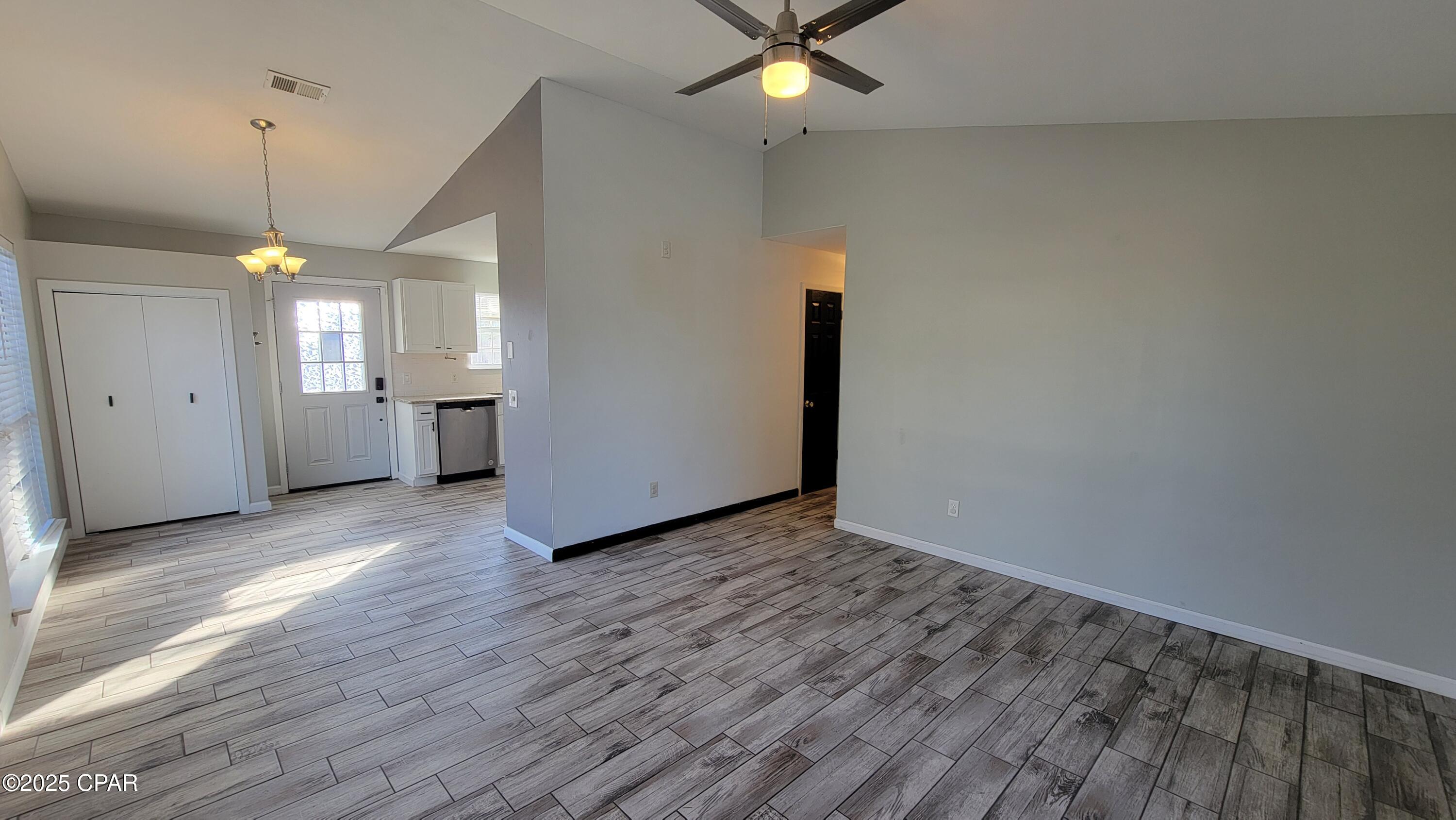 [No Recorded Subdiv] - Residential Lease
