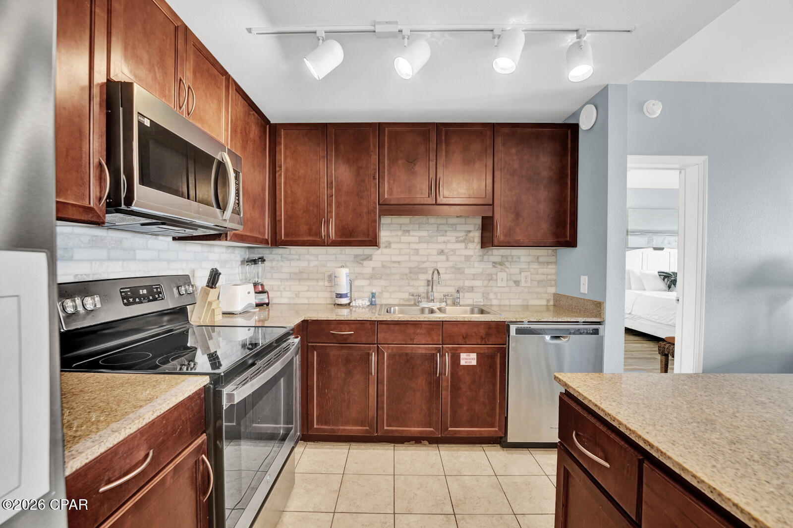 Laketown Wharf - Residential
