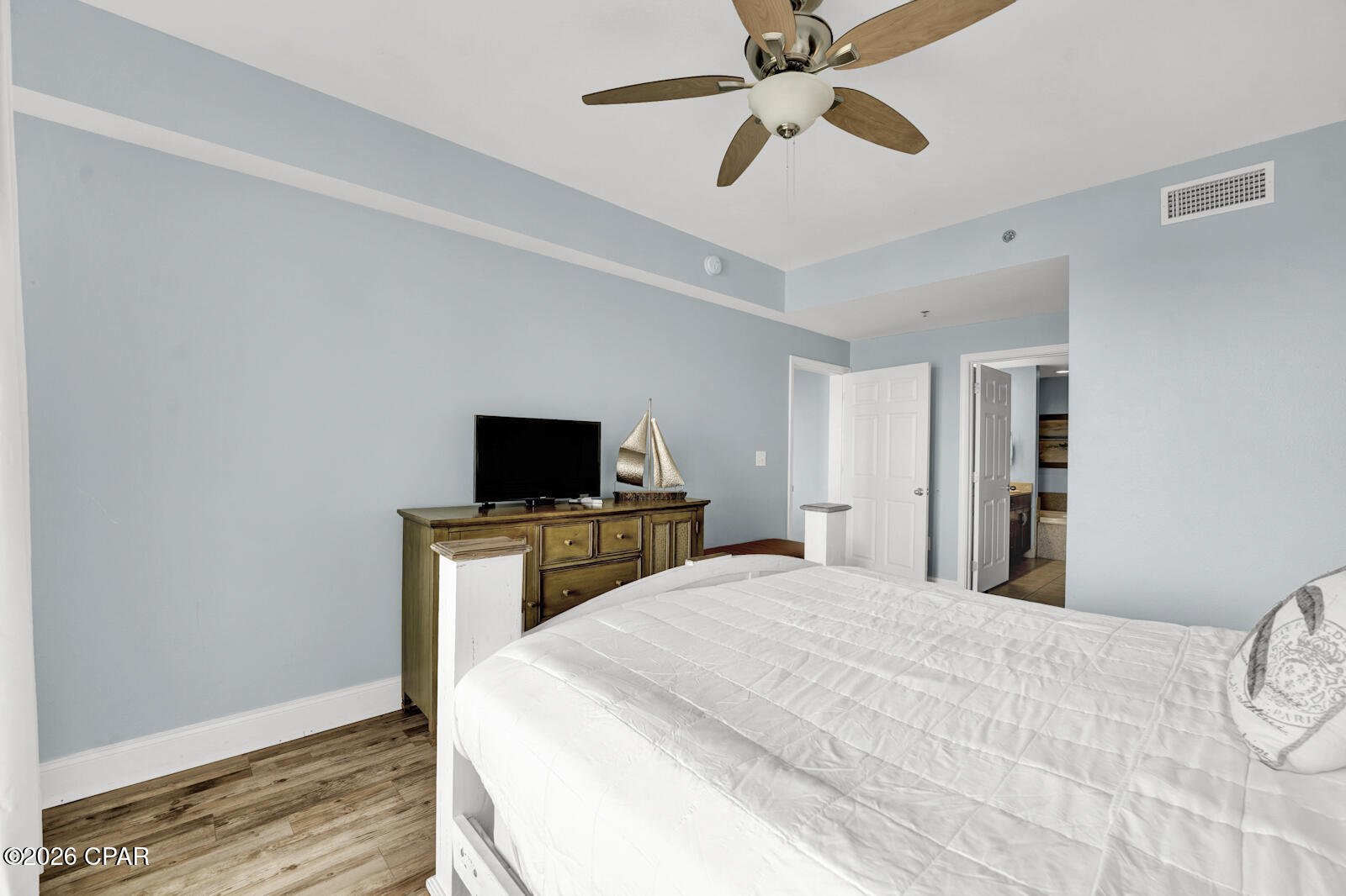 Laketown Wharf - Residential