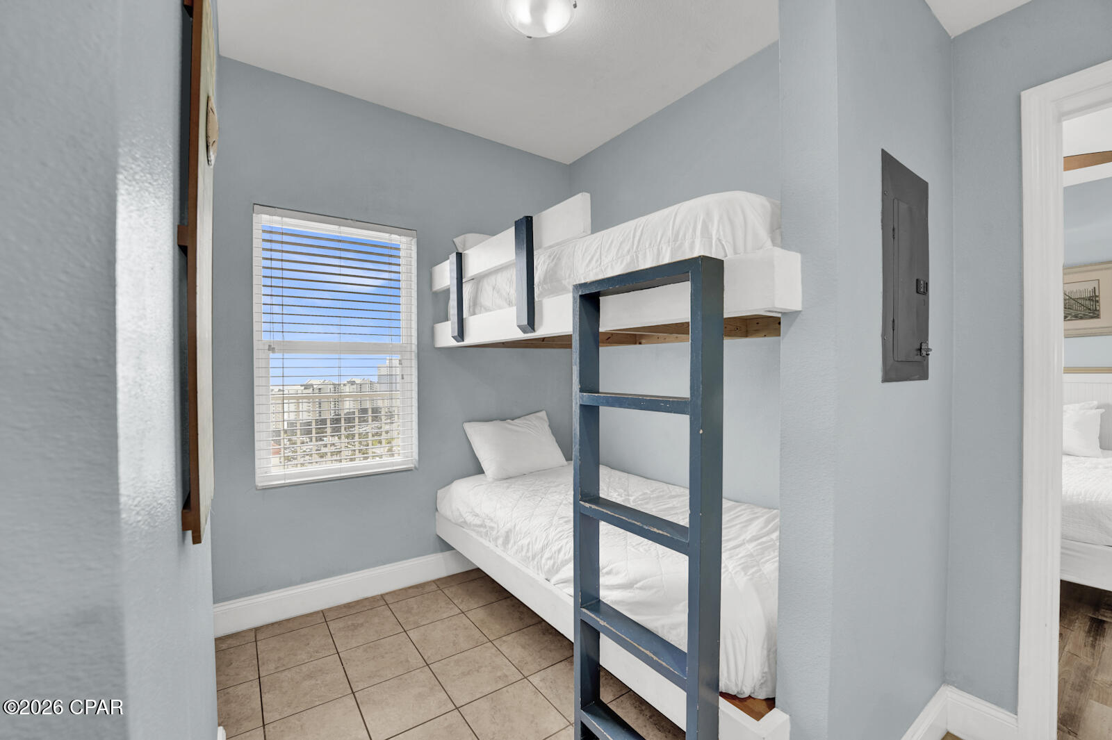 Laketown Wharf - Residential