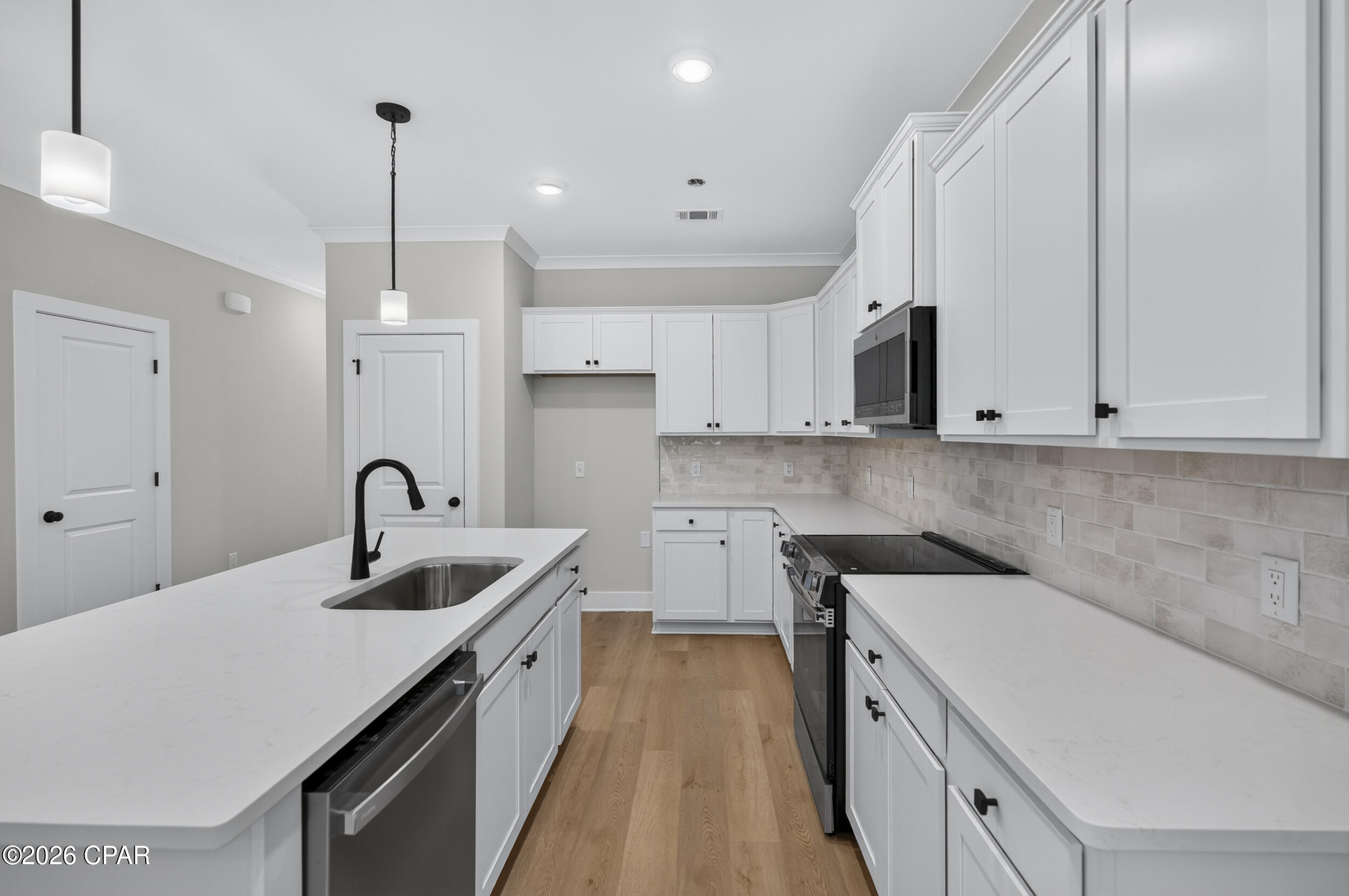 Colonial Landing - Residential