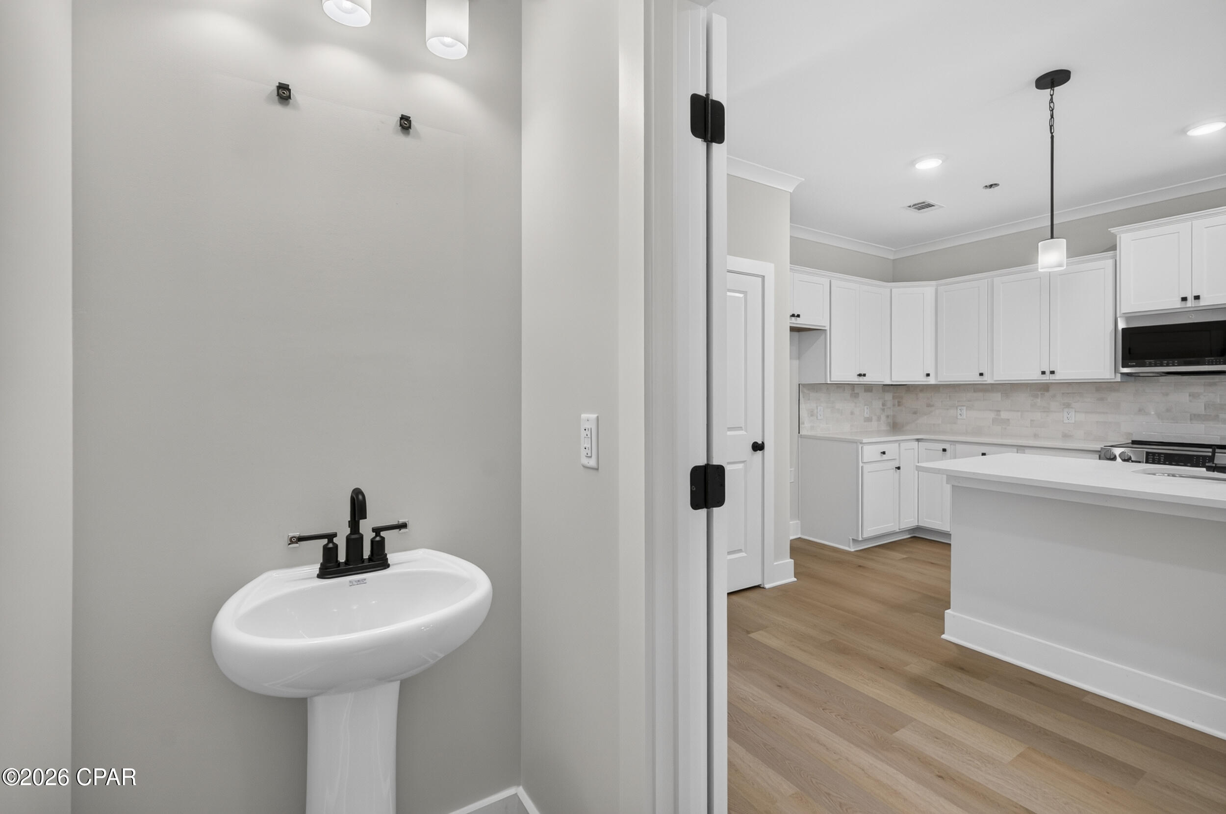 Colonial Landing - Residential