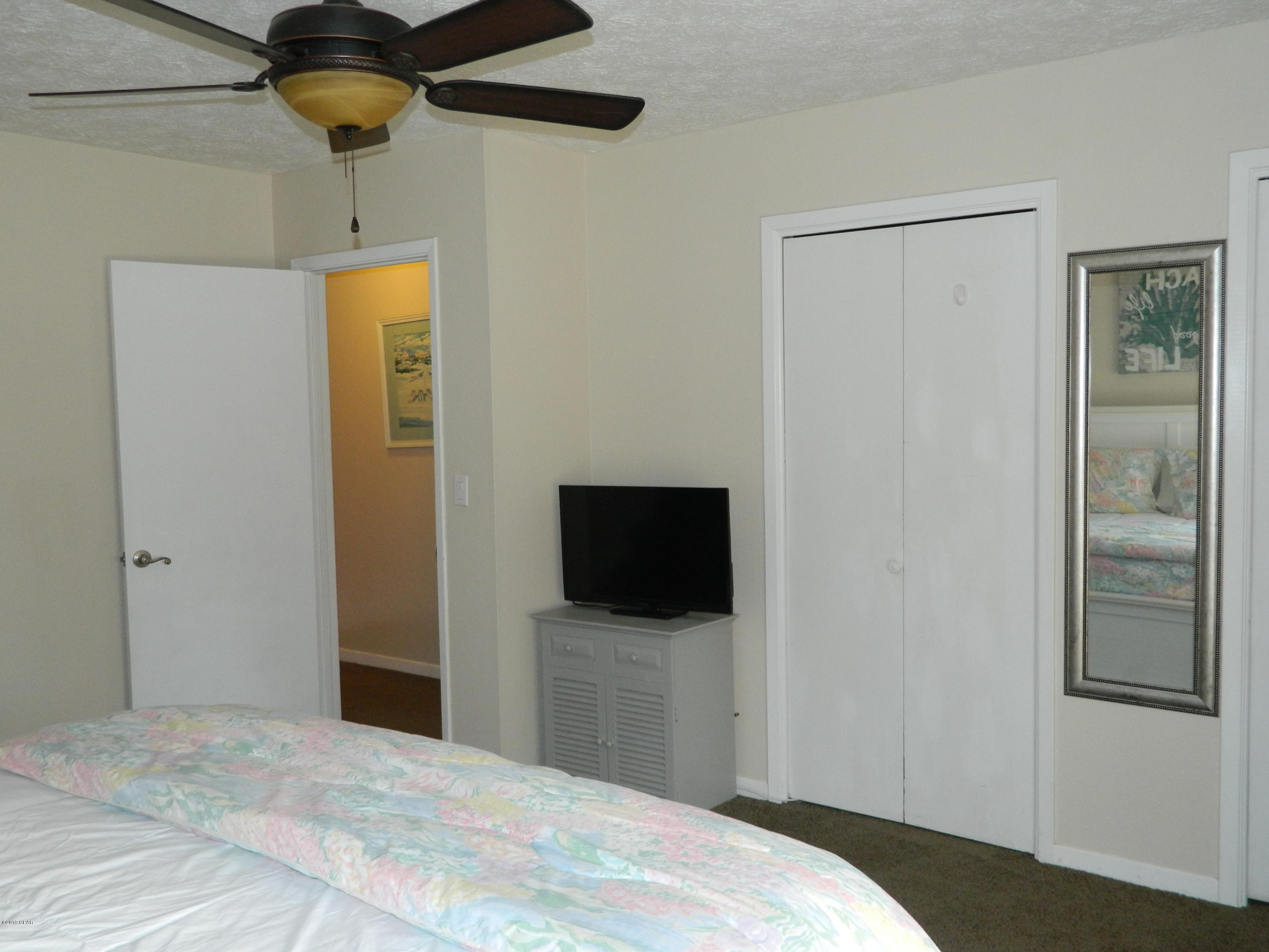 Holiday Beach Unit 16 - Residential Lease