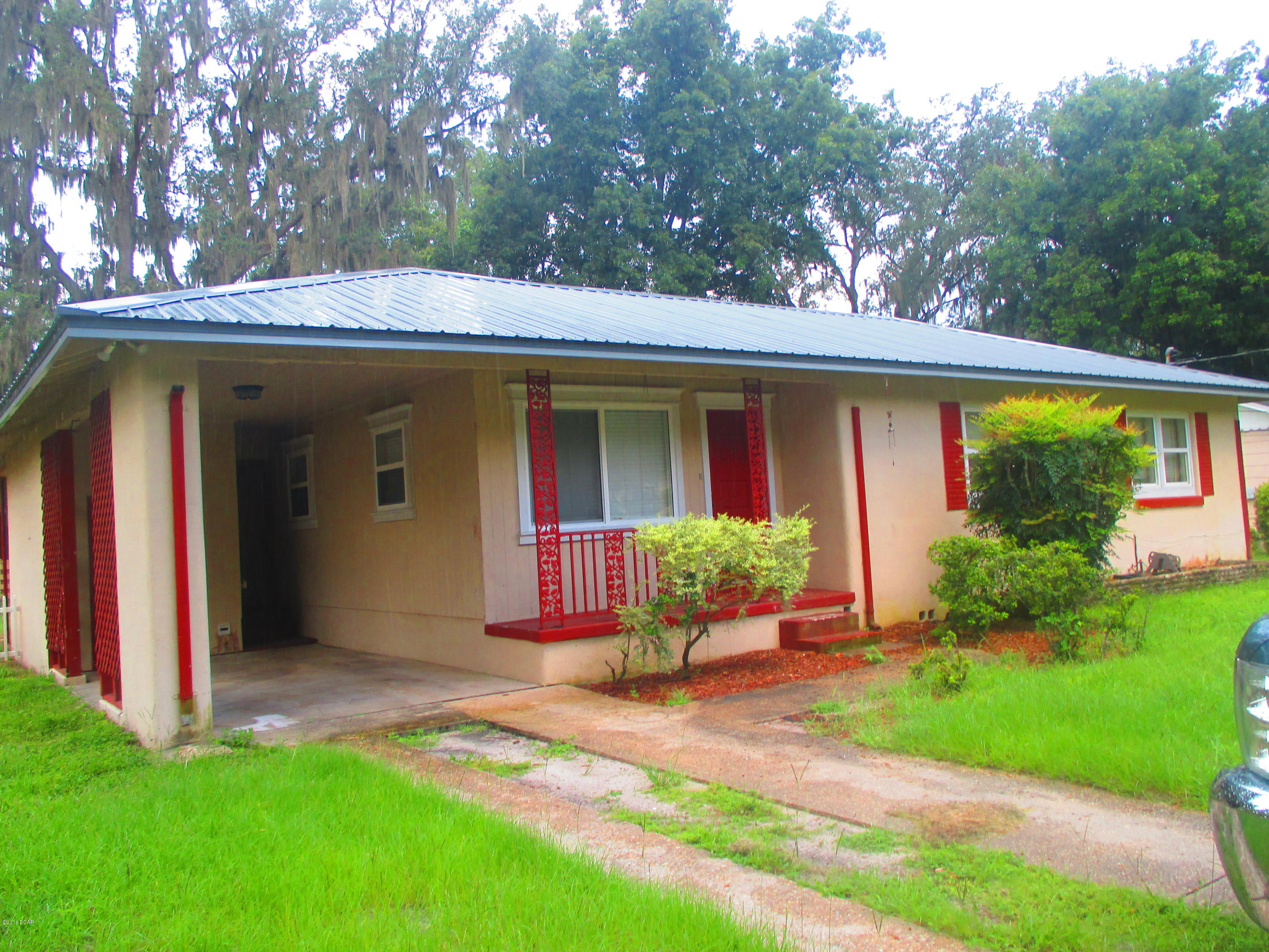 3/2 home in The Cove area convenient to shopping and dinning. All property sizes and ages are approximate, please measure and/or verify if important. 

School assignments are subject to change, please check with Bay County for most accurate information.

Deposit is the same as the rent.

Pets allowed with owner approval and NON REFUNDABLE pet fee applies per pet.  Breed restrictions apply.