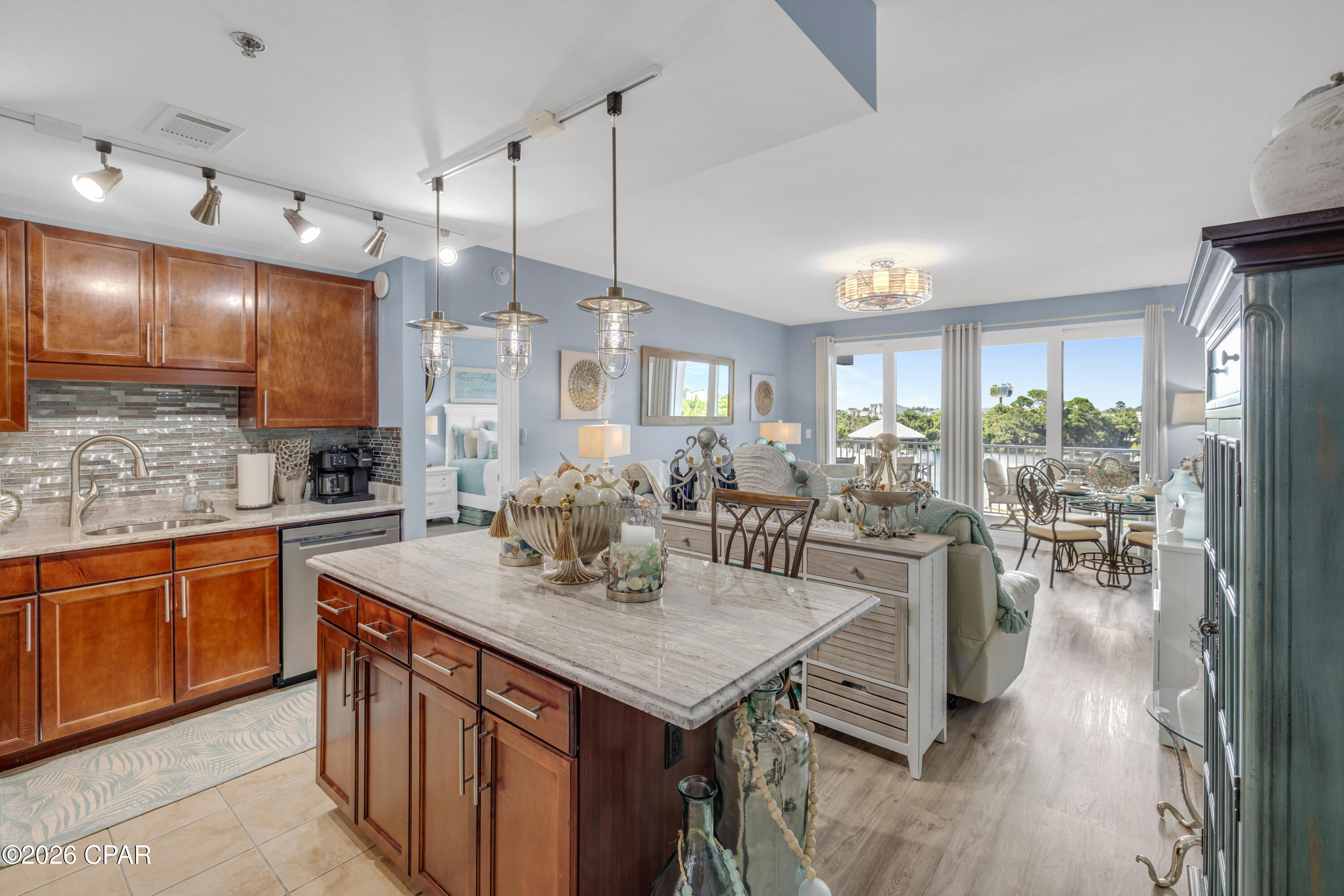 Laketown Wharf - Residential