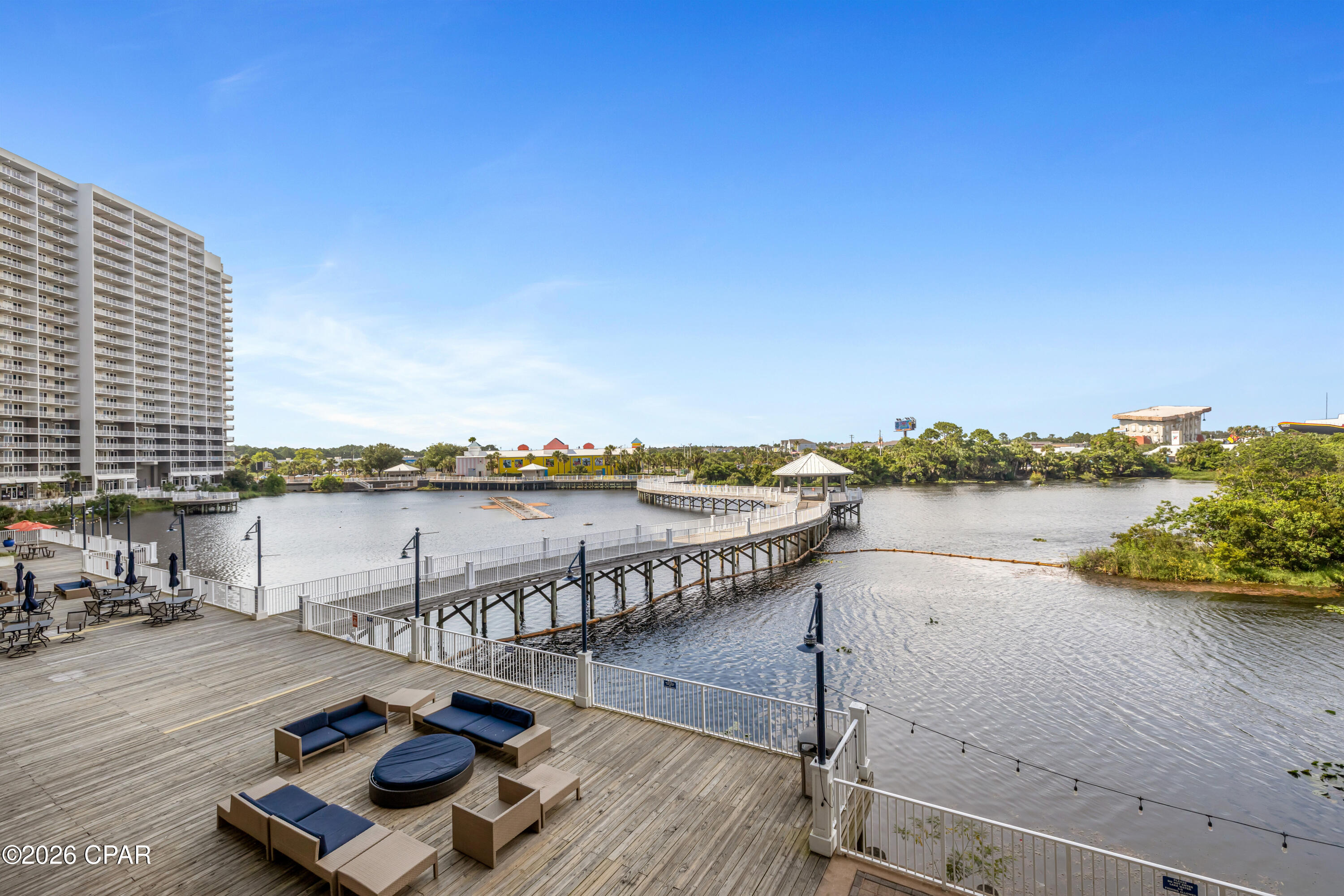Laketown Wharf - Residential