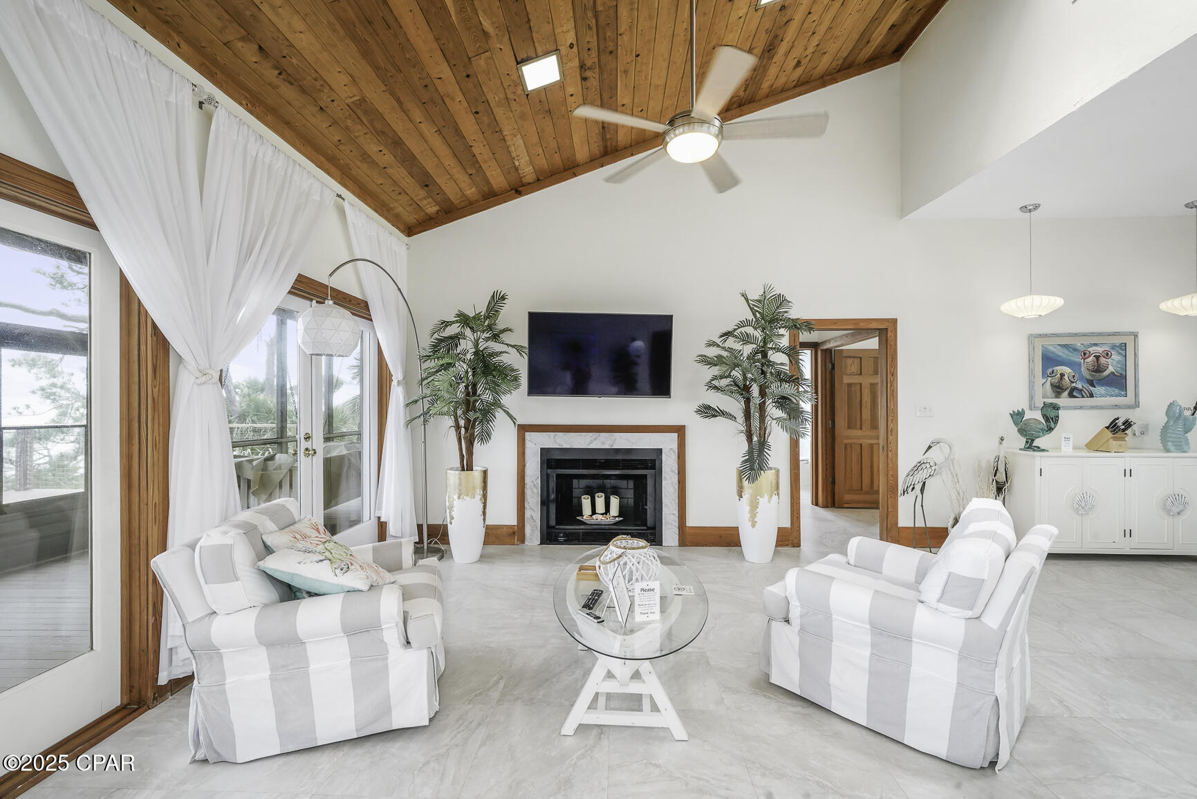 Cape Breezes - Residential