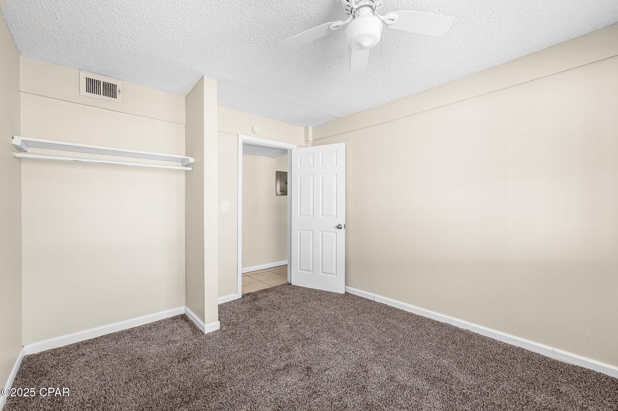 [No Recorded Subdiv] - Commercial Sale
