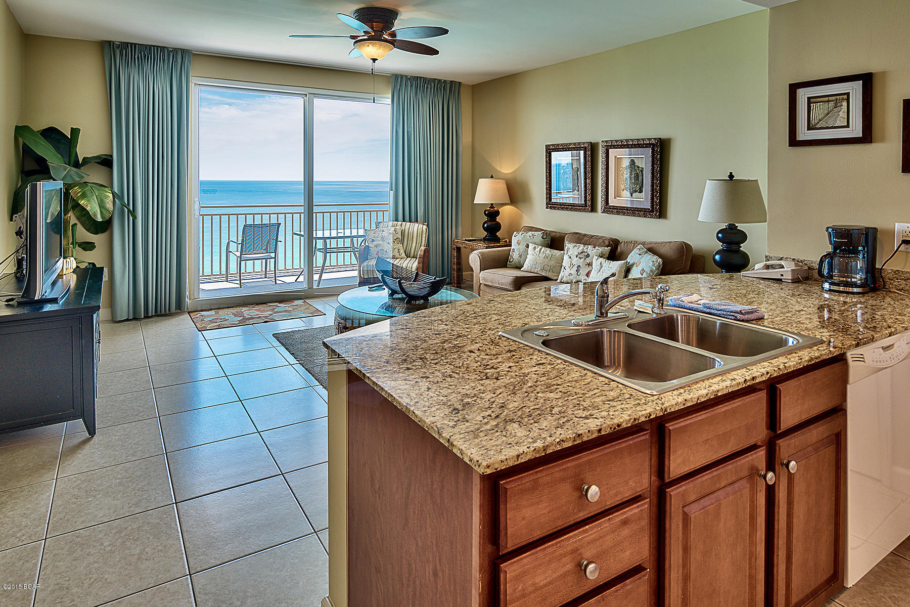 Splash Condo - Residential