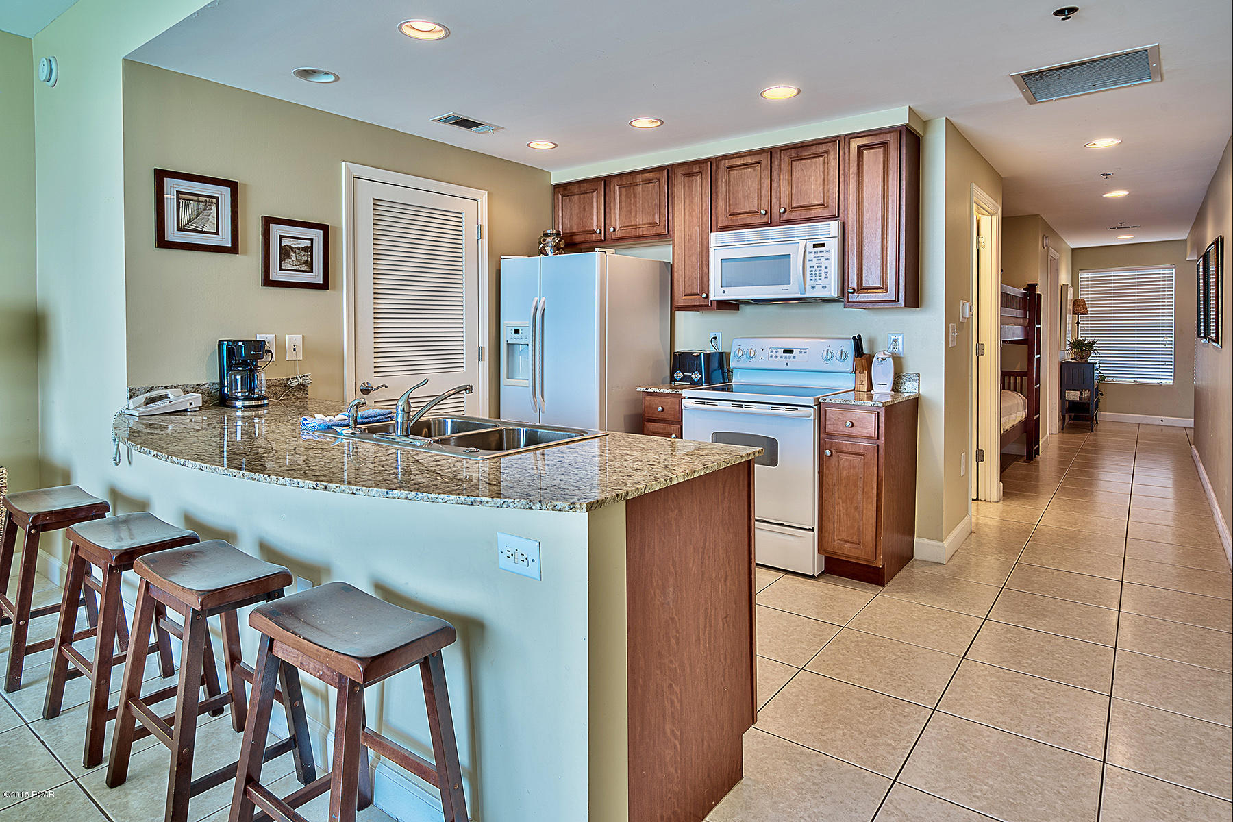 Splash Condo - Residential