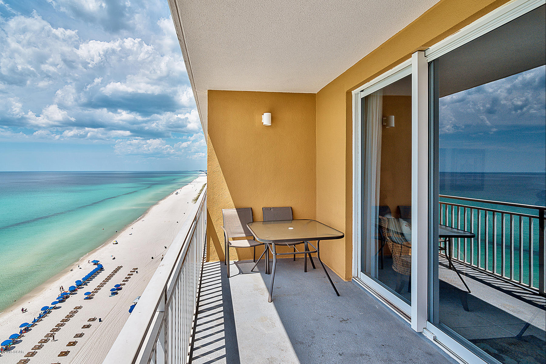 Splash Condo - Residential