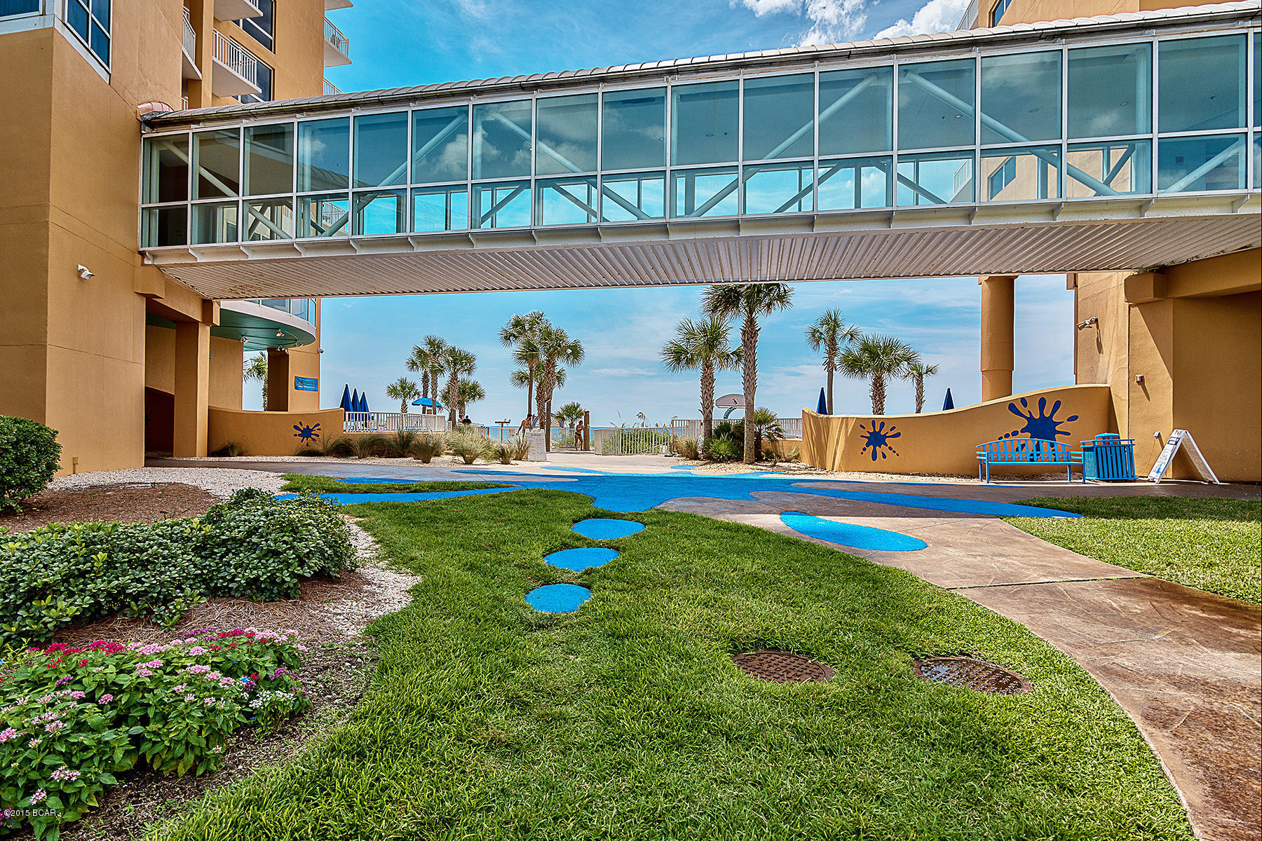 Splash Condo - Residential
