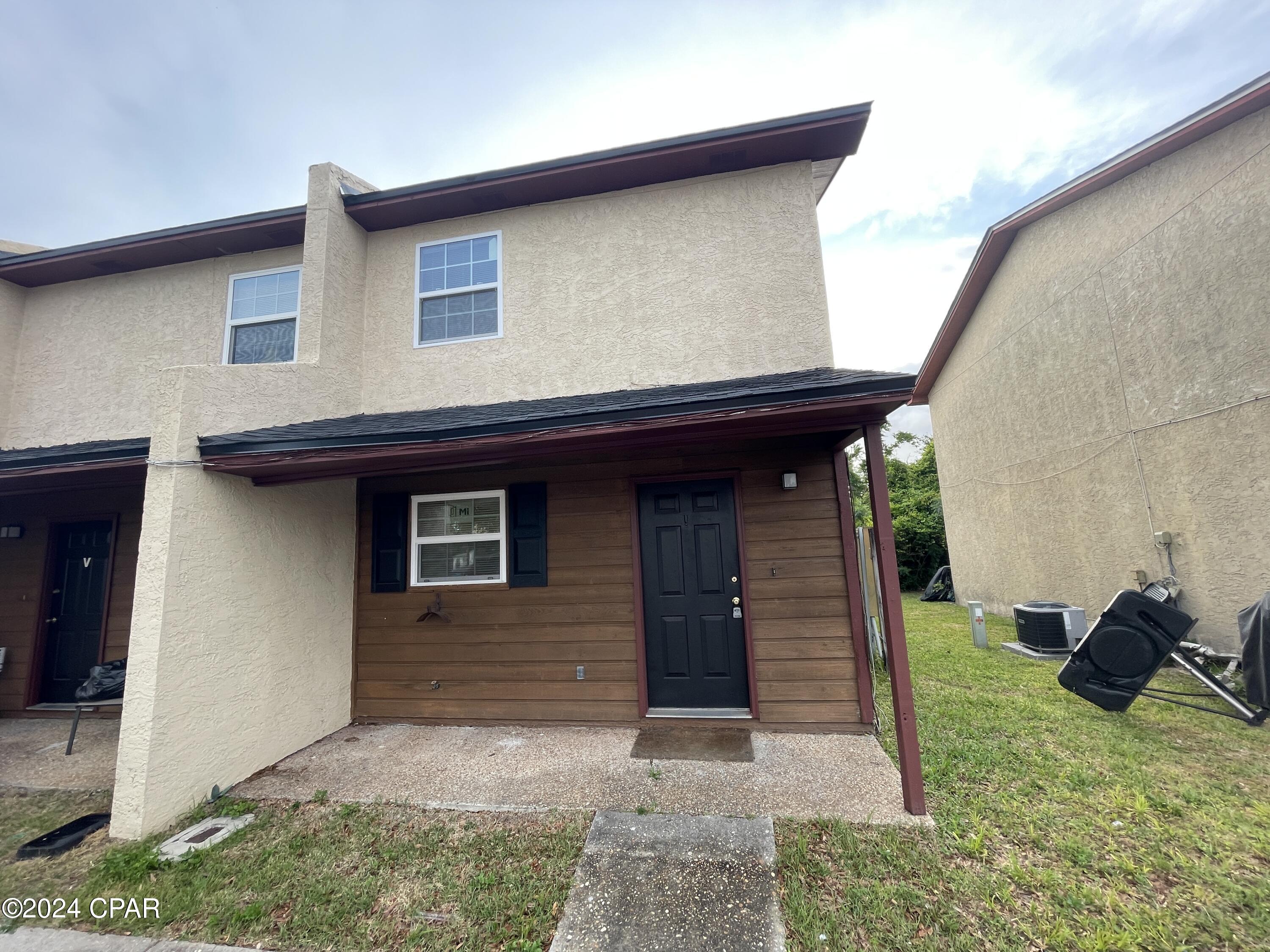 For Lease - 2 BR|1.5 BA townhome located in Callaway near Tyndall Air Force Base. Property is two-stories with main living space and powder room on the first floor. Kitchen includes a refrigerator, dishwasher, and stove/oven. Upstairs are two bedrooms and full bathroom with tub/shower combination. *Pets negotiable with $250 non-refundable pet fee, $25 monthly pet rent per pet.