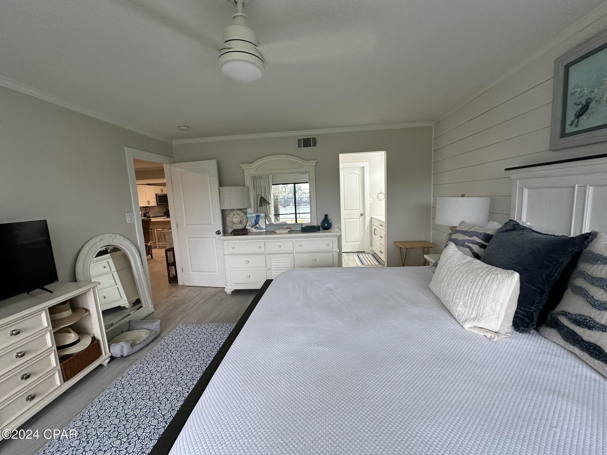 River Oaks Tennis Villas - Residential