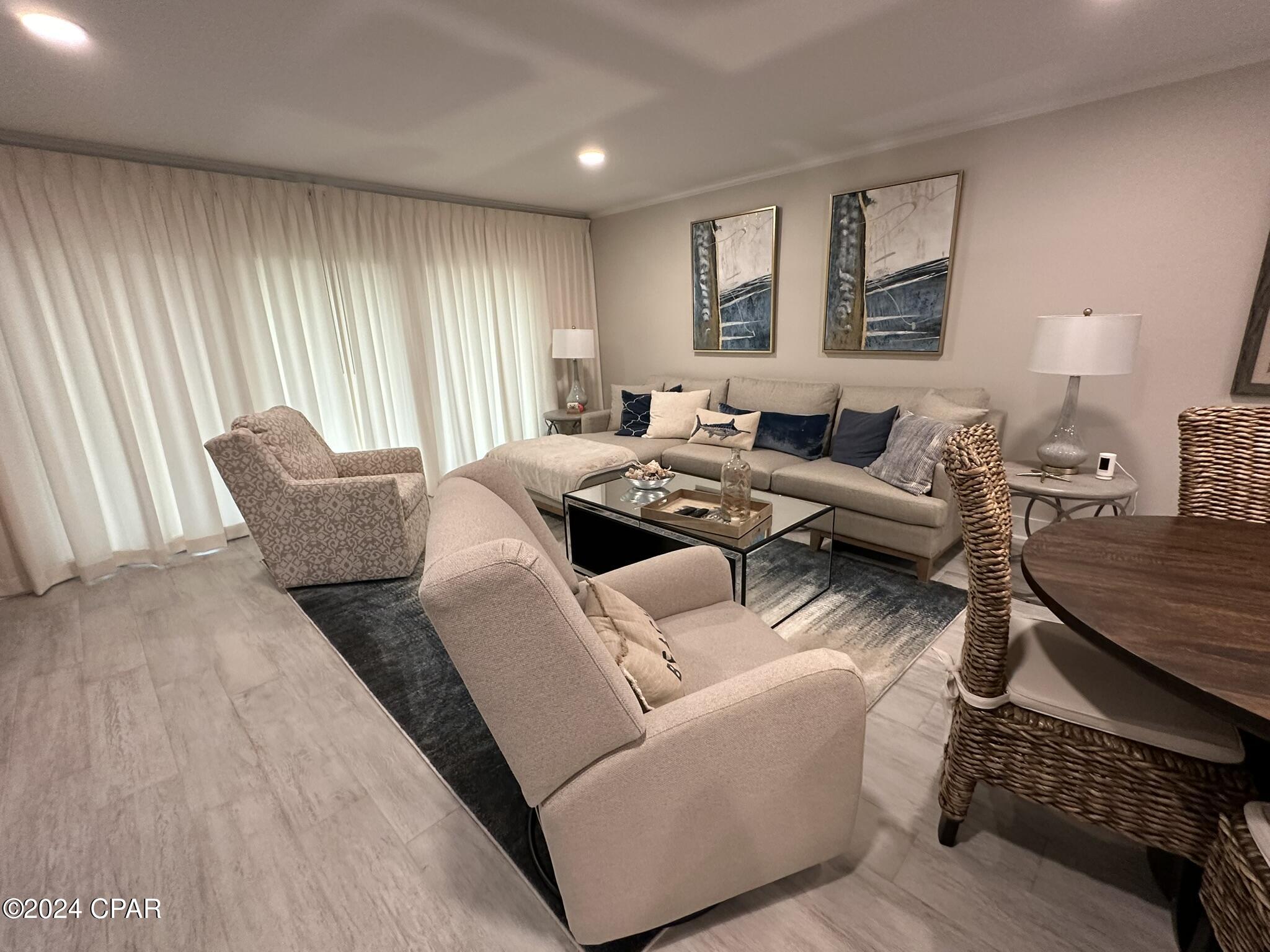 River Oaks Tennis Villas - Residential