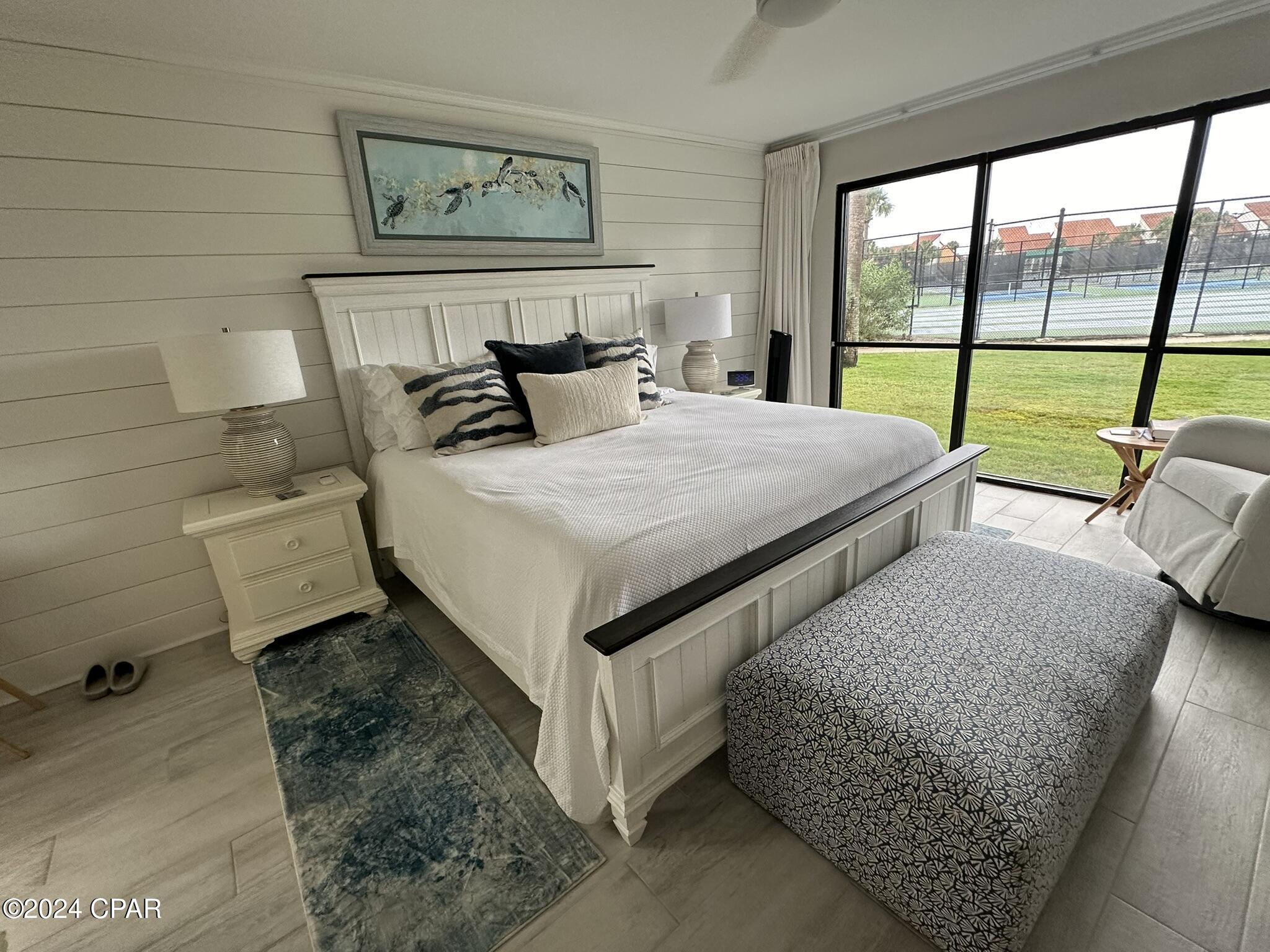 River Oaks Tennis Villas - Residential