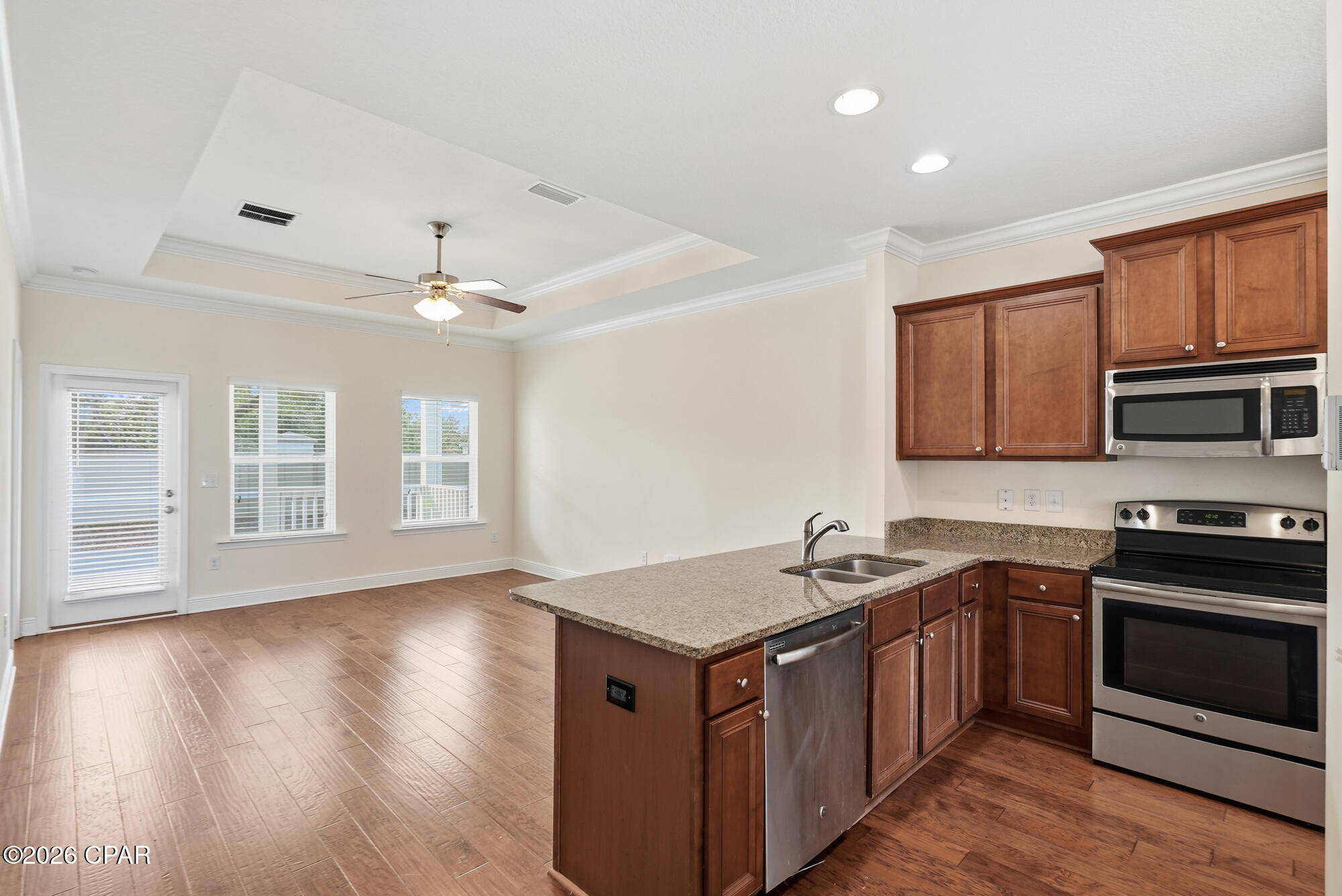 Magnolia Bay Club - Residential Lease