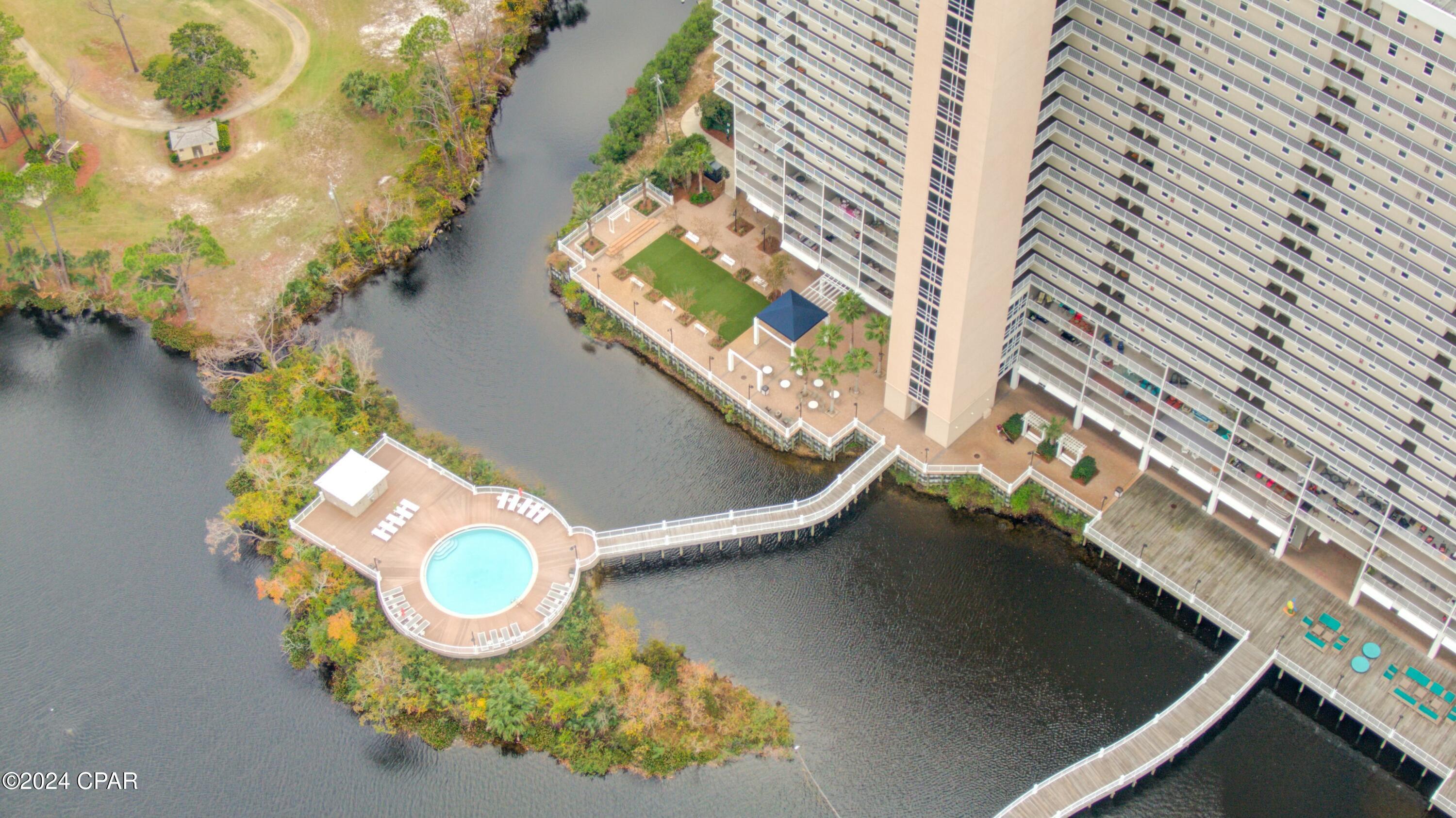 Laketown Wharf - Residential
