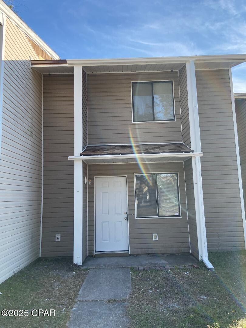 2 bedroom 1.5 bath townhome in Parker. New kitchen cabinets and counterrs.  Convenient to Tyndall, Eastern Ship Building. No pets. Garbage included.