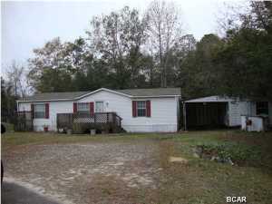 DEERPOINT LAKE AREA! LOCATED OFF RESOTA BEACH RD IN A CUL-DE-SAC ON DOE RUN RD. FISHING AND BOATING ONLY MINUTES FROM THIS PROPERTY. 3/2 DOUBLE WIDE WITH A CARPORT AND WORKSHOP/STORAGE,SCREENED PORCH ON THE REAR. SPACIOUS ROOMS INCLUDE THE GREATROOM, DINING AREA AND CONVENIENT KITCHEN WITH PLENTY OF CABINETS, MASTER BEDROOM WITH A LARGE MASTER BATH WITH GARDEN TUB AND SEPARATE SHOWER AND DOUBLE SINKS. TWO ADDITIONAL BEDROOMS AND A FULL BATH. 14x8 FRONT PORCH DECK. WELL MAINTAINED HOME WITH OVER A HALF ACRE LAND ON A PAVED STREET. PER SQUARE FOOT AND LOCATION A GREAT AFFORDABLE HOME.