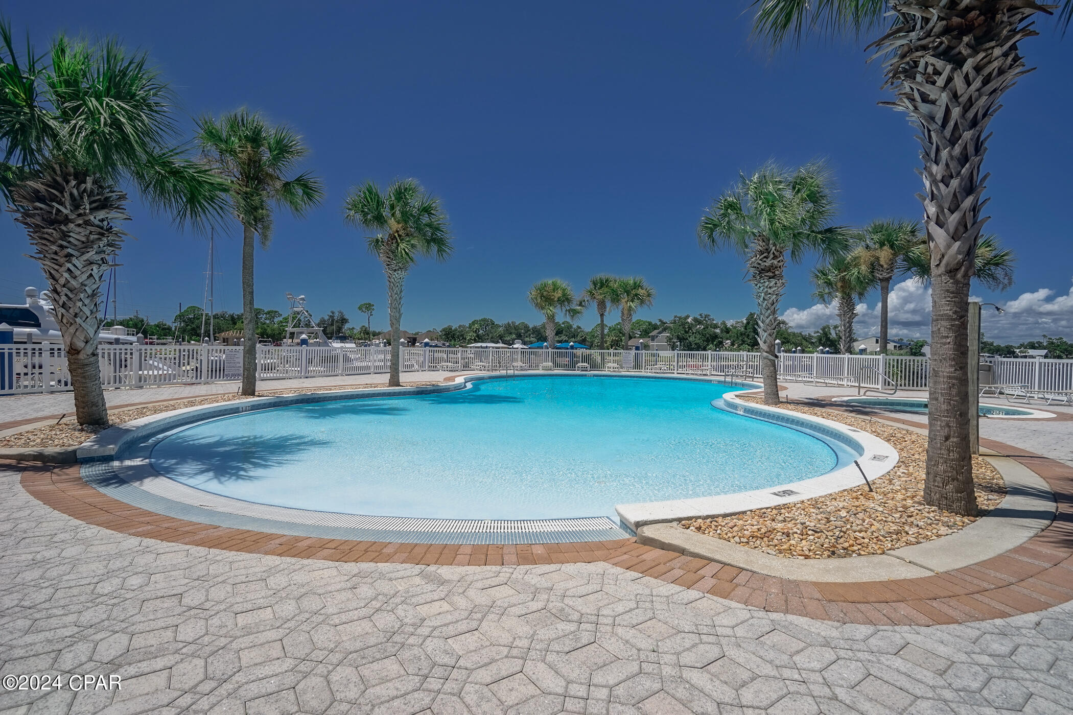 Laketown Wharf - Residential
