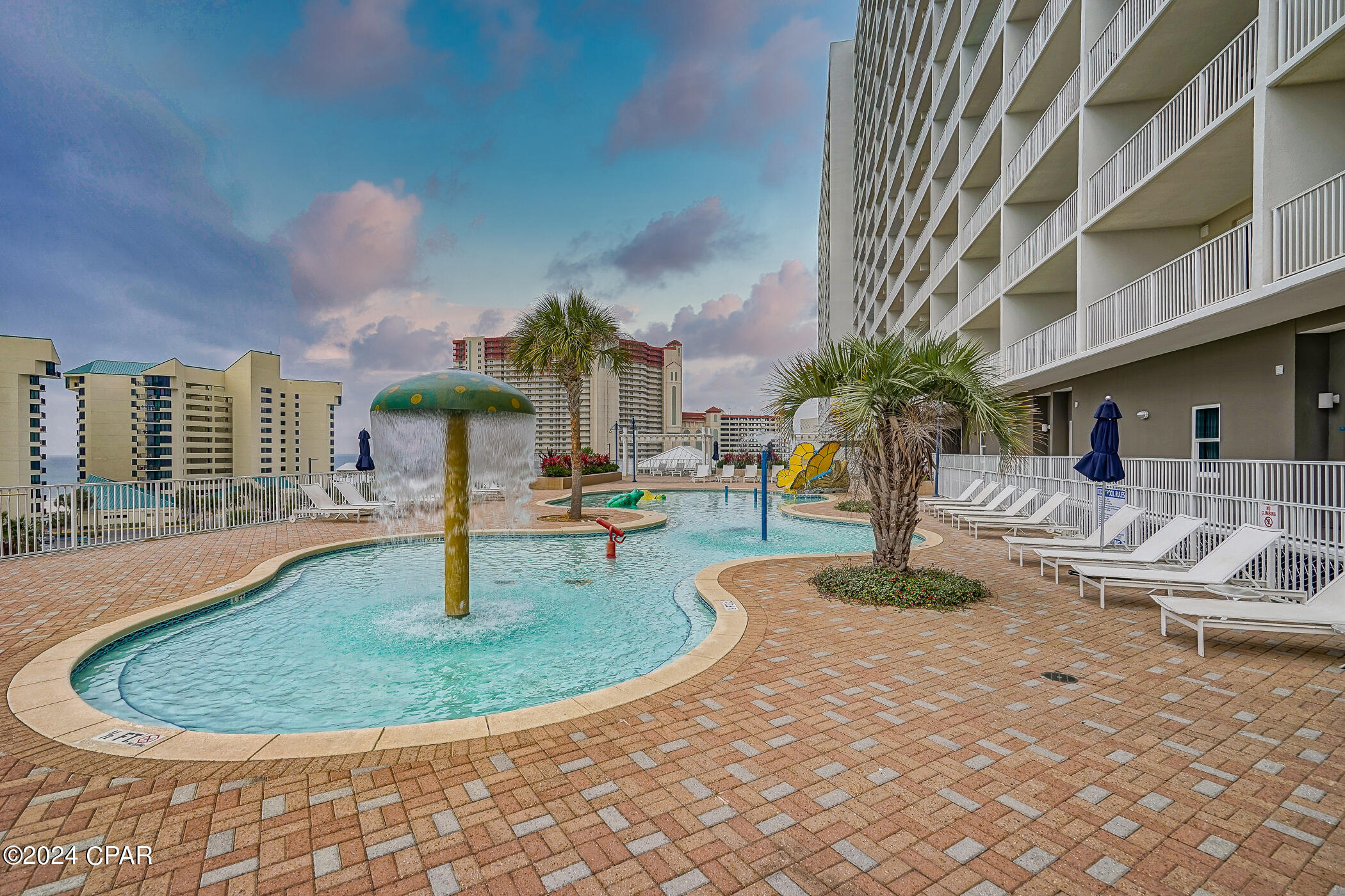 Laketown Wharf - Residential